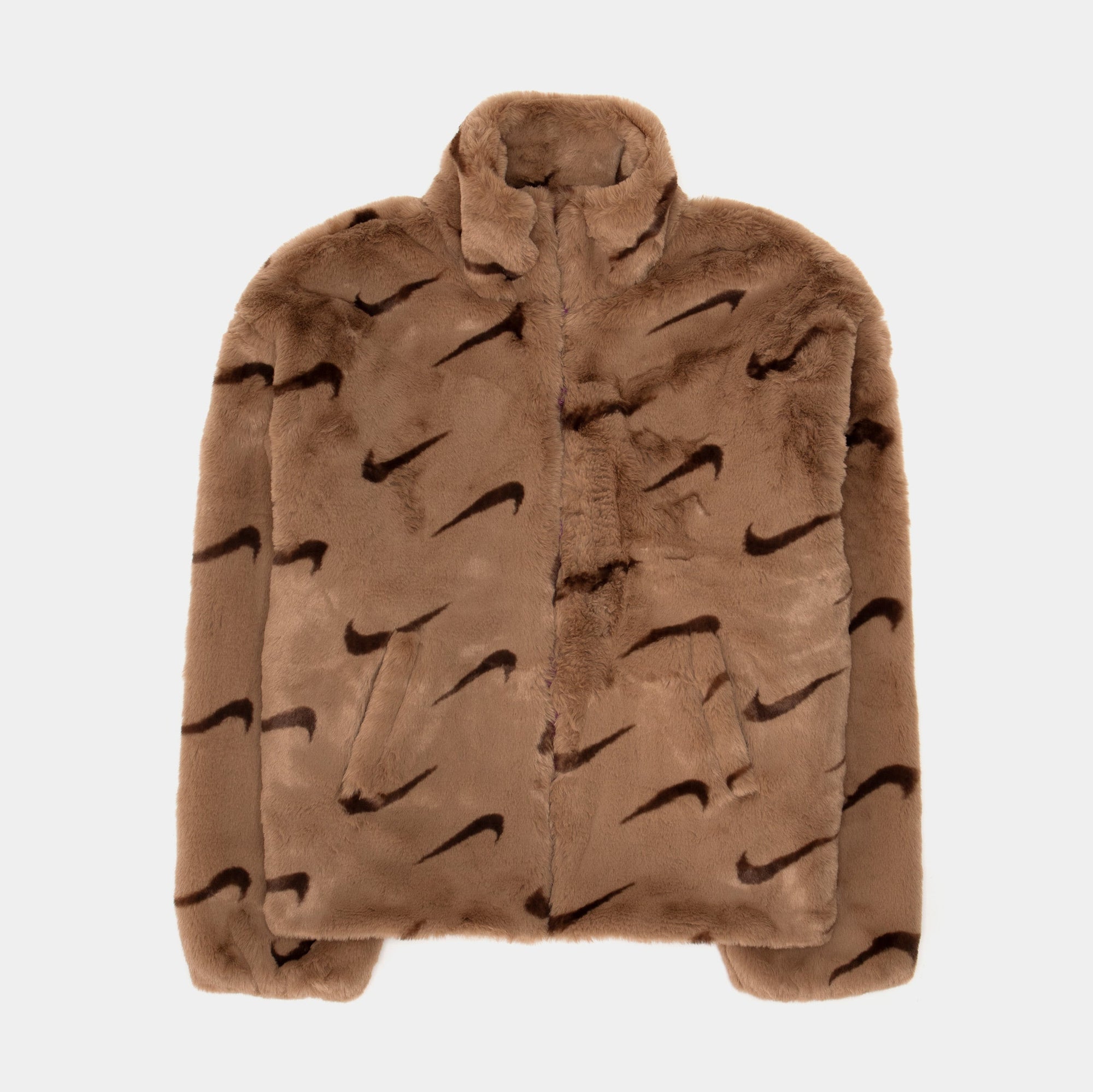Оригінальна Nsw Aop Faux Fur Jacket Womens Jacket Nike – боковий вид