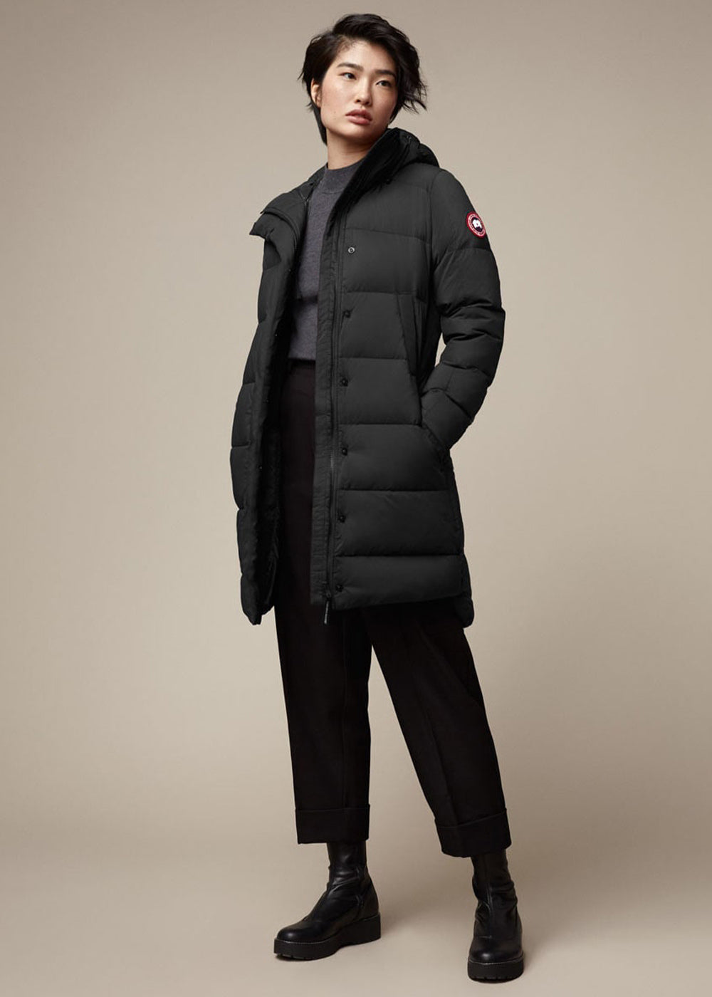 Canada goose Outerwear оригінал | Швидка доставка Україна – вид ззаду