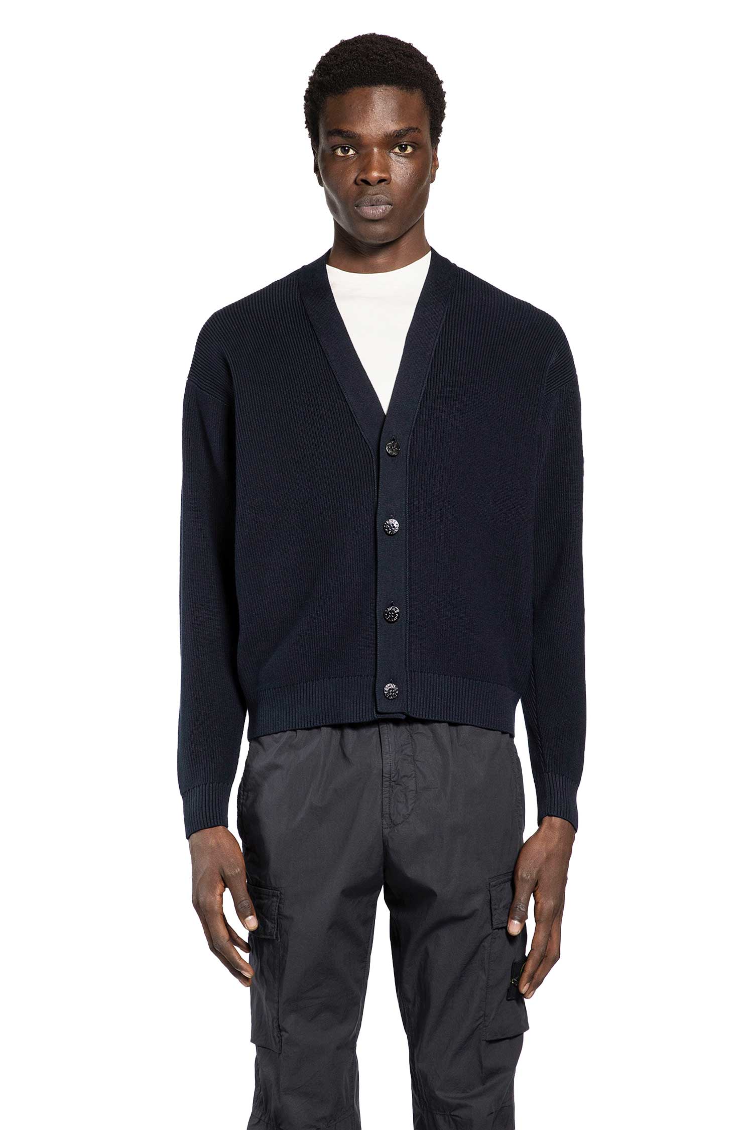 Оригінальна 5100009 Pure Light Wool Cardigan Stone island – боковий вид