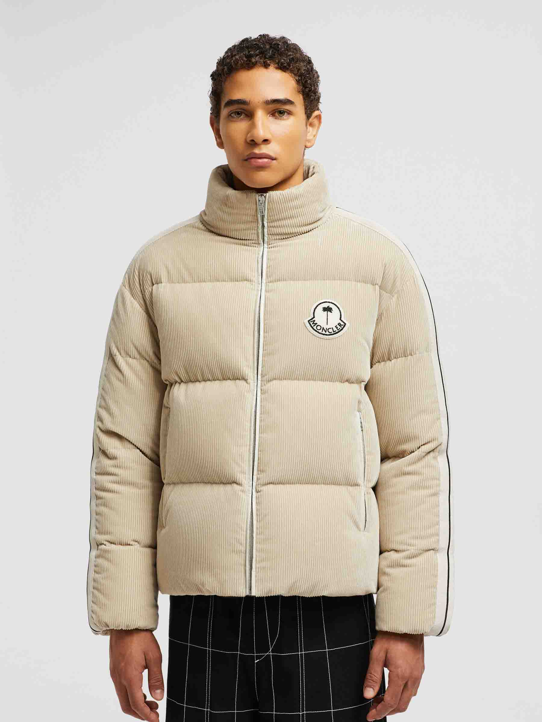 Abrolhos Quilted Coat Moncler – Гарантія оригінальності – вид ззаду