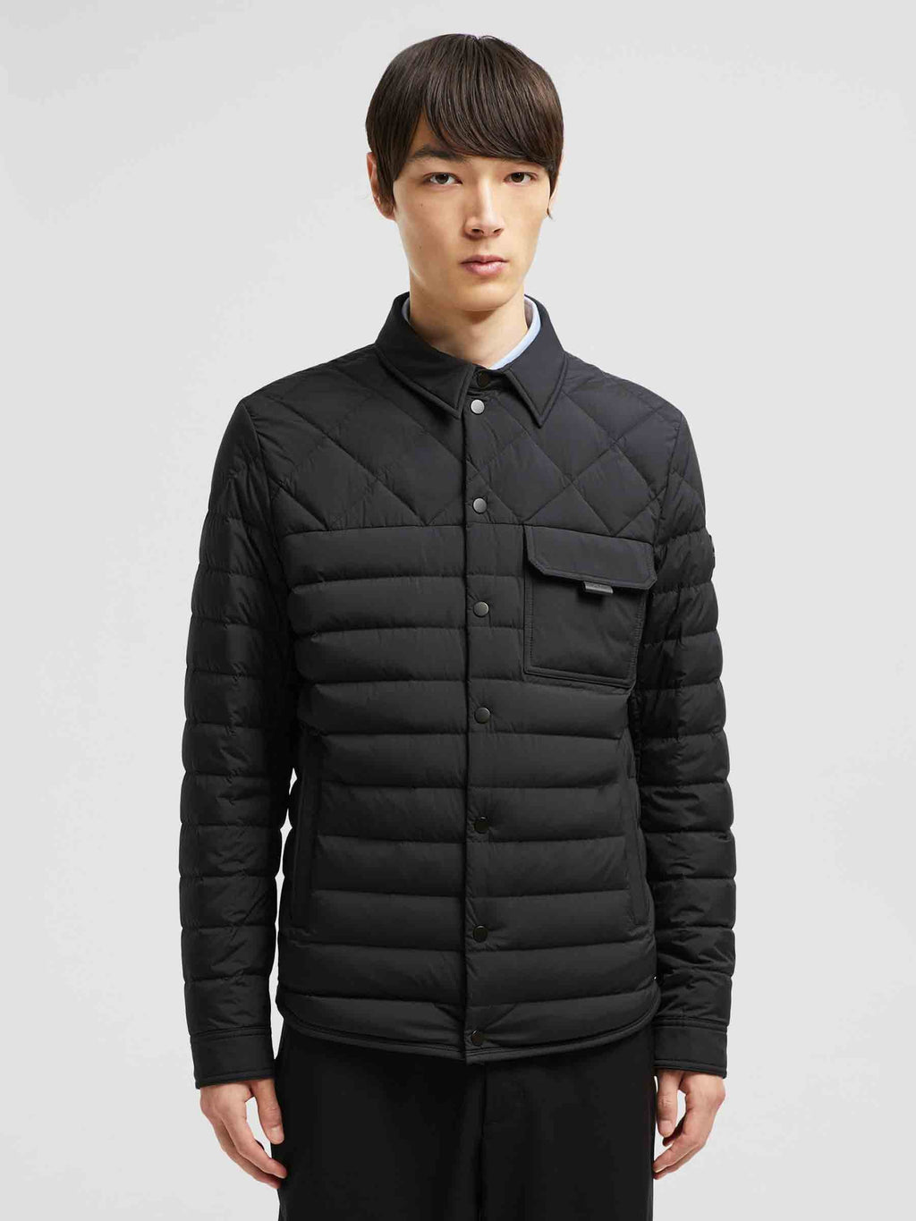 Moncler Outerwear оригінал | Швидка доставка Україна – вид ззаду