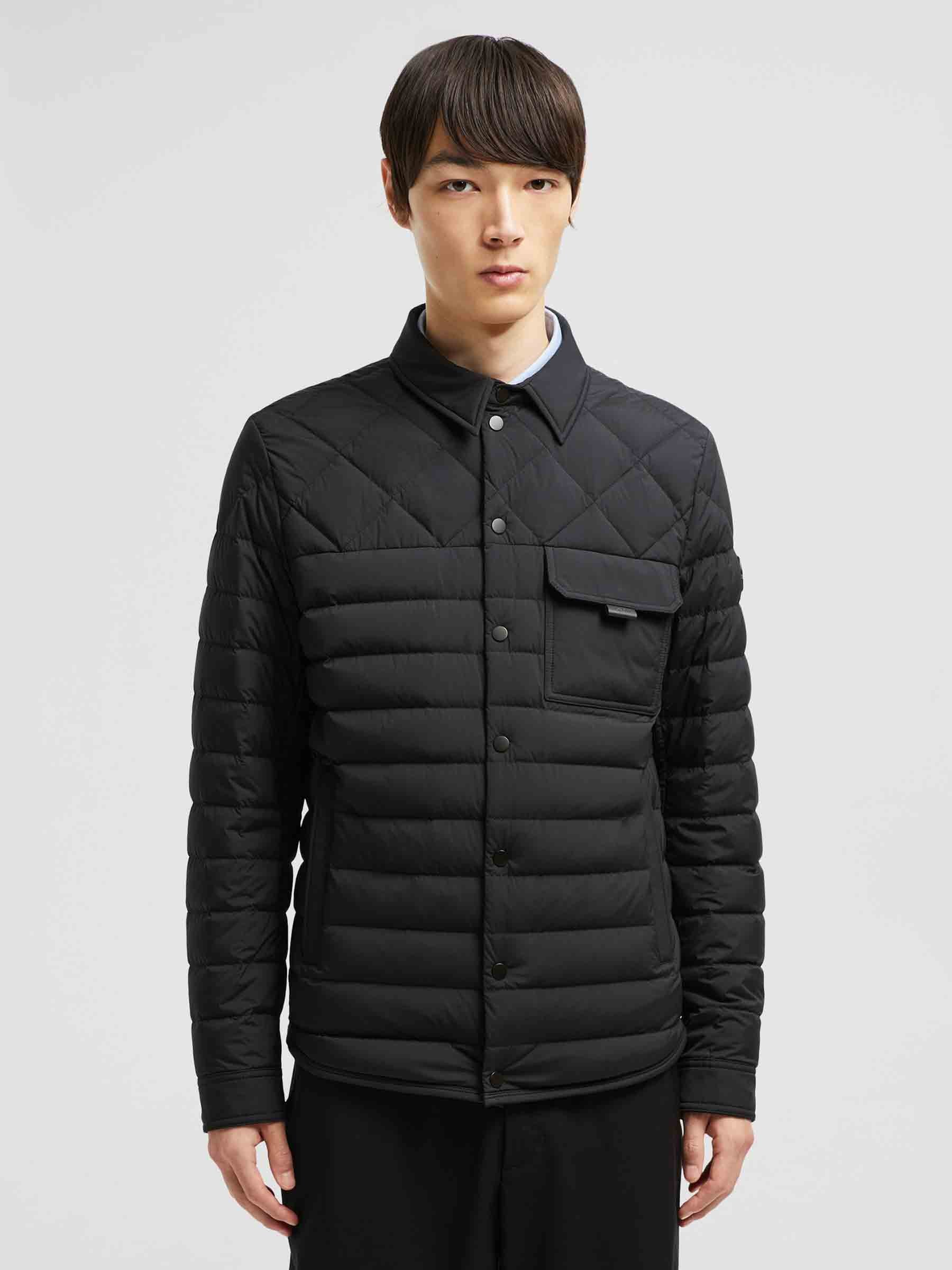 Moncler Outerwear оригінал | Швидка доставка Україна – вид ззаду