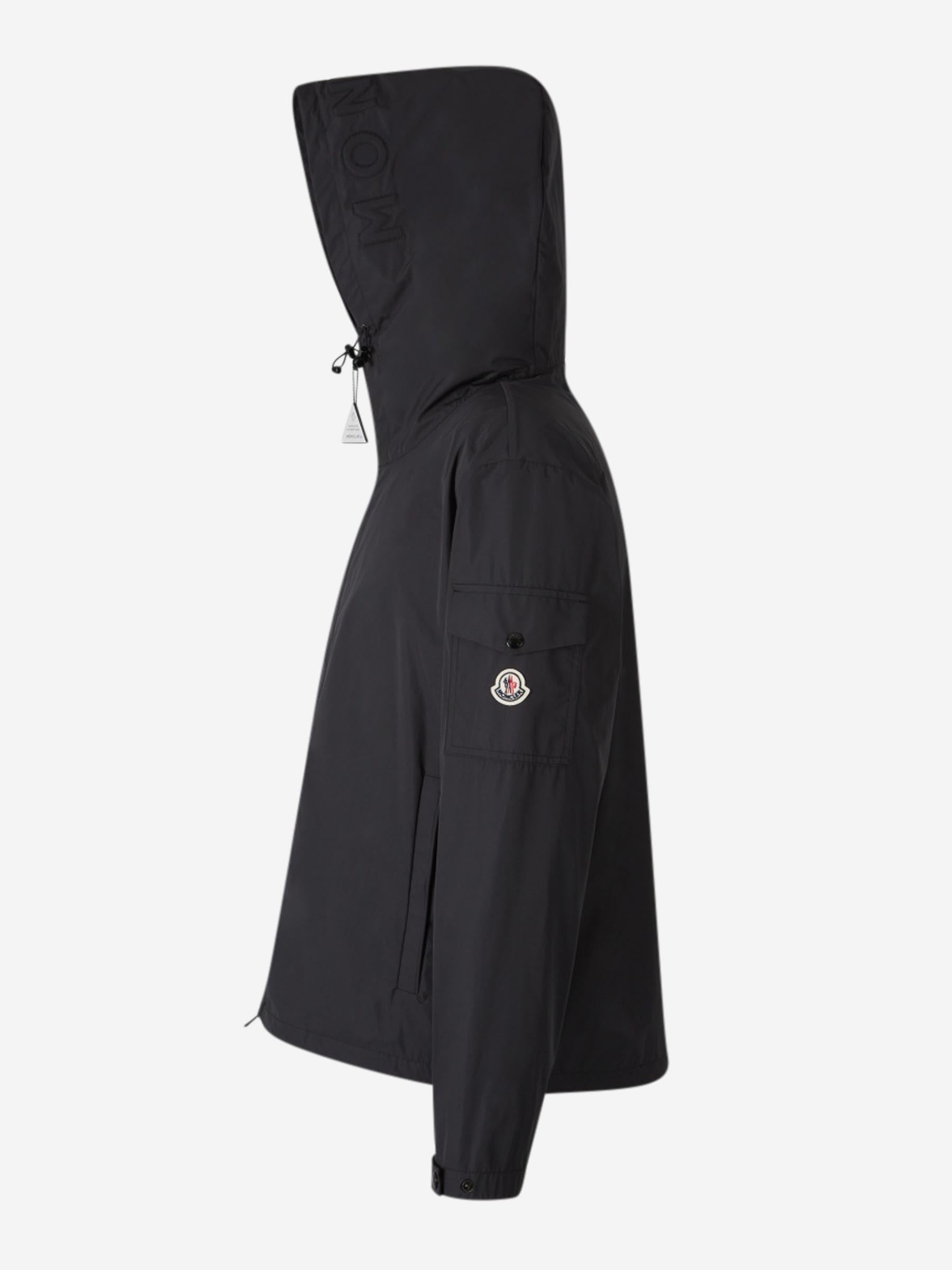 Moncler Outerwear оригінал | Швидка доставка Україна – вид ззаду