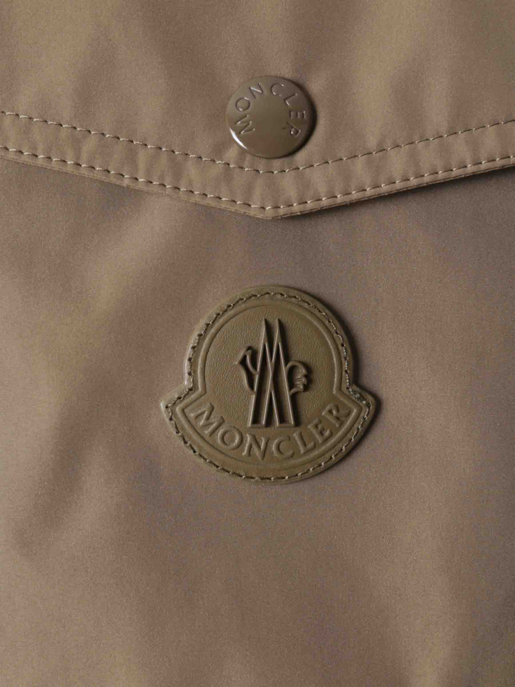Fuyue Windbreaker Jacket Moncler – Гарантія оригінальності – детальний вид