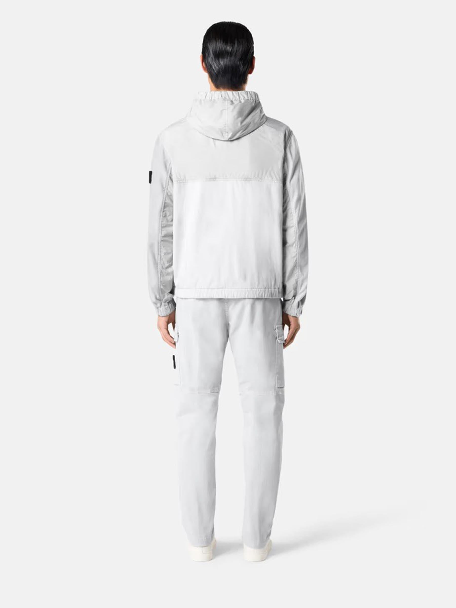 Оригінальна Technical Hooded Jacket Stone island – детальний вид