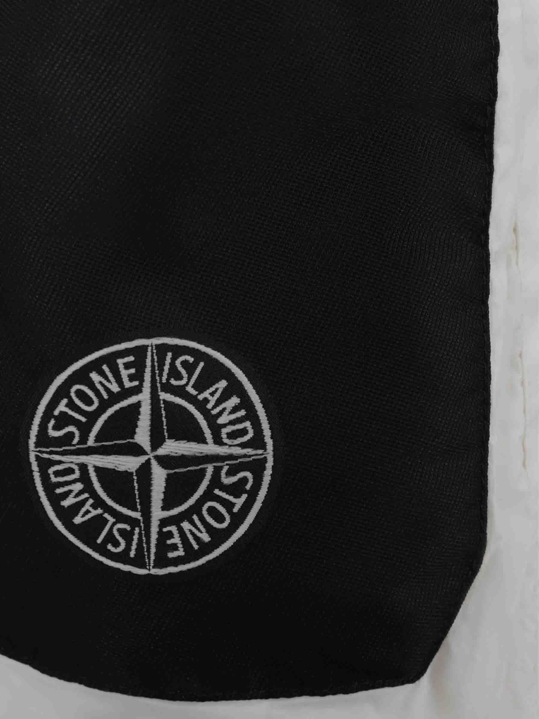 Оригінальна Padded Jacket Stone island – збільшений вид