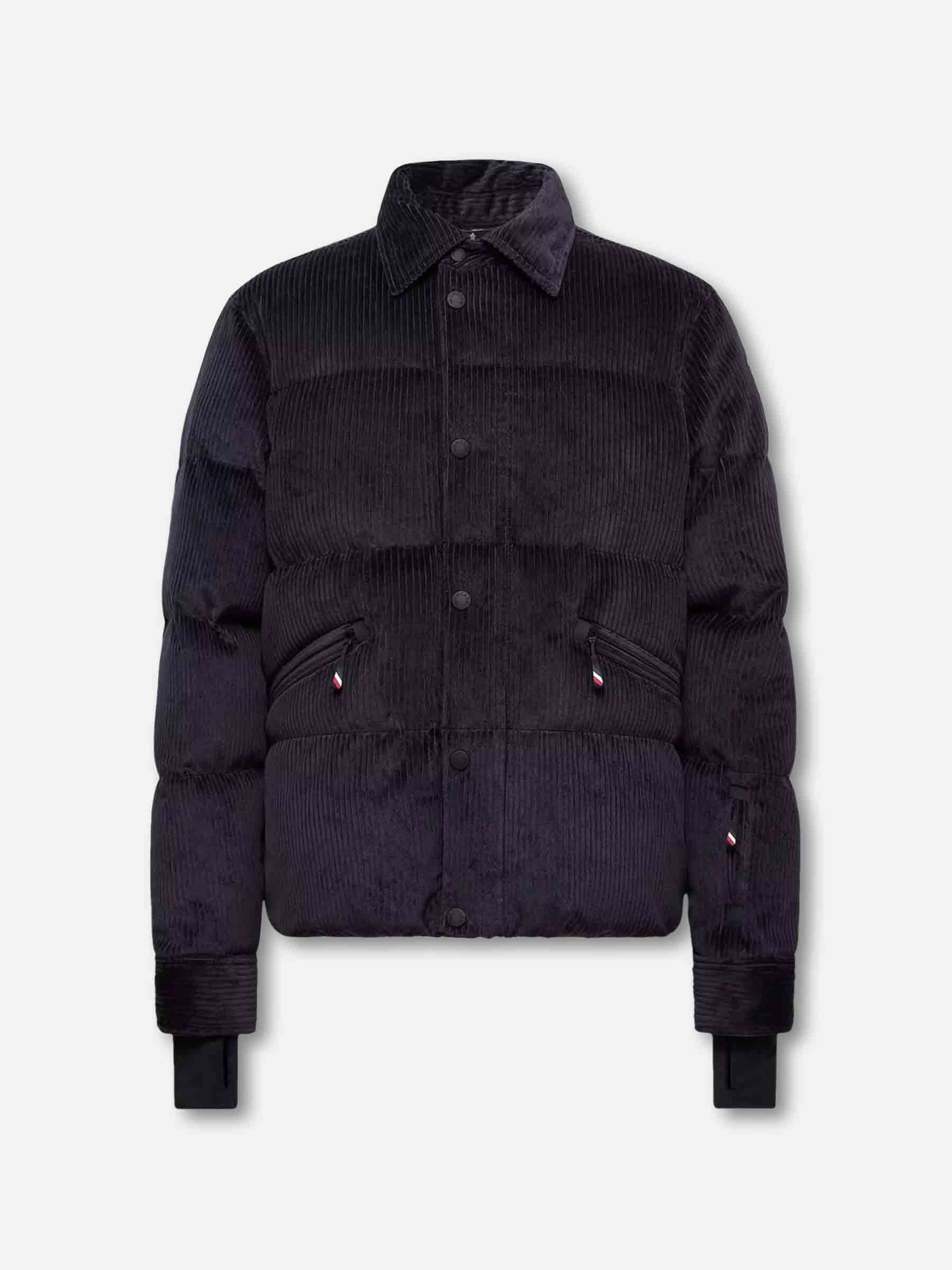 Moncler Outerwear оригінал | Швидка доставка Україна – боковий вид