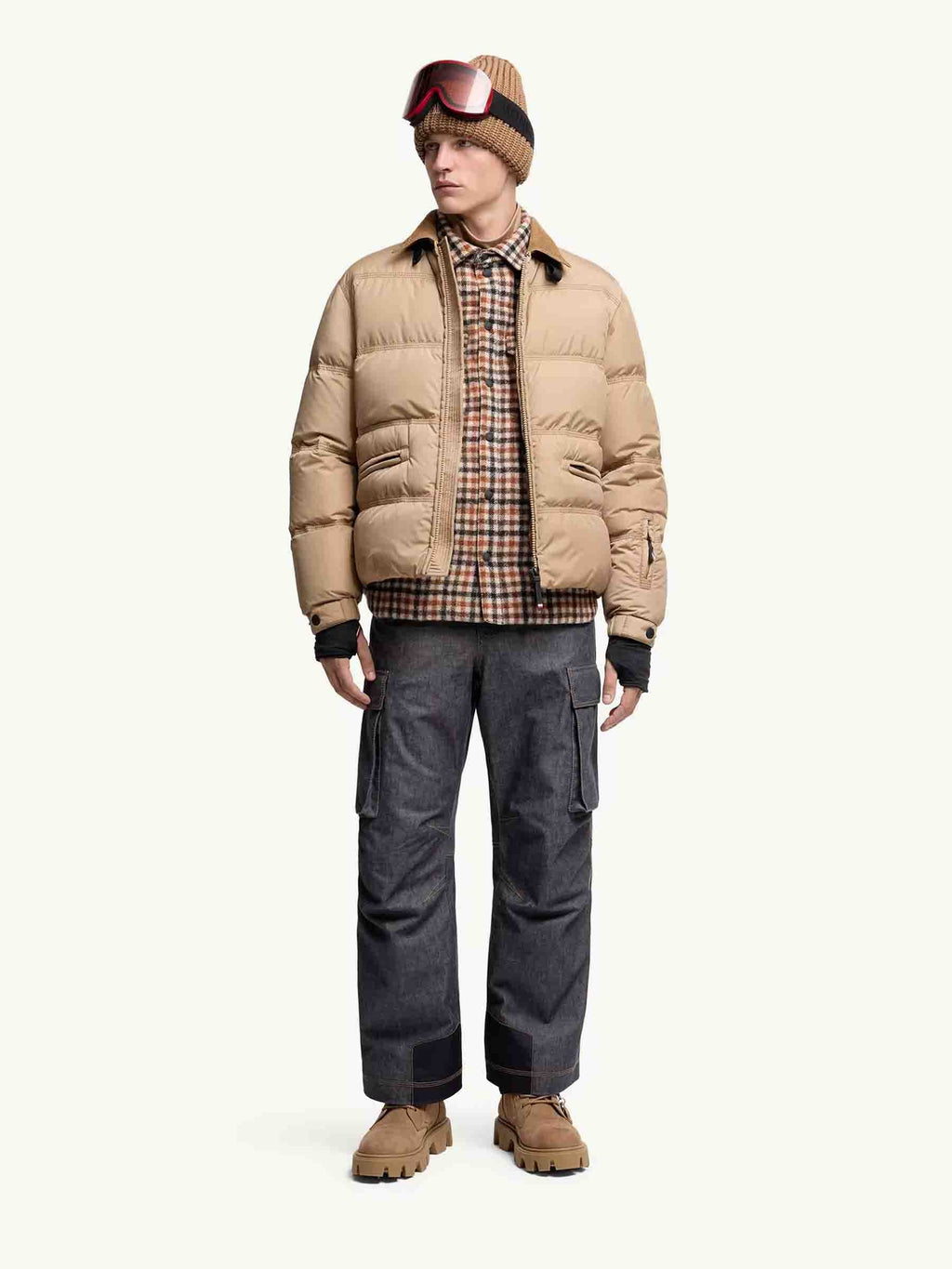 Short Puffer Yunnan Moncler оригінал – Купити в Україні – вид ззаду