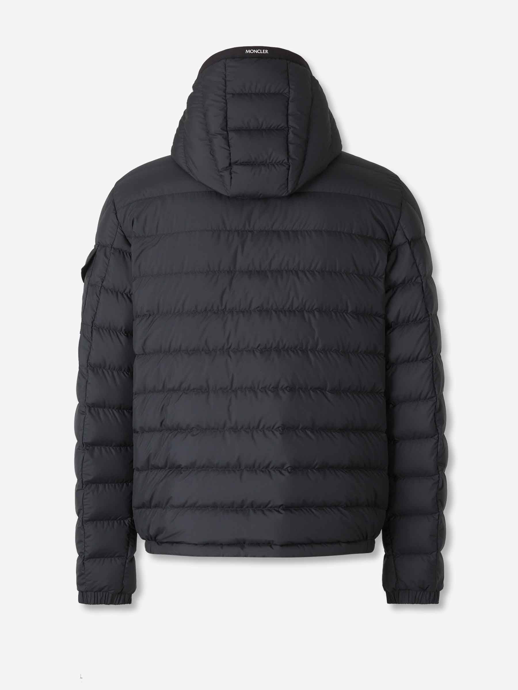 Оригінальна Galion Short Down Jacket Moncler – детальний вид