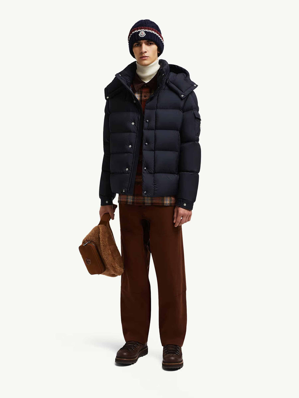 Moncler Bottoms оригінал | Швидка доставка Україна – вид ззаду