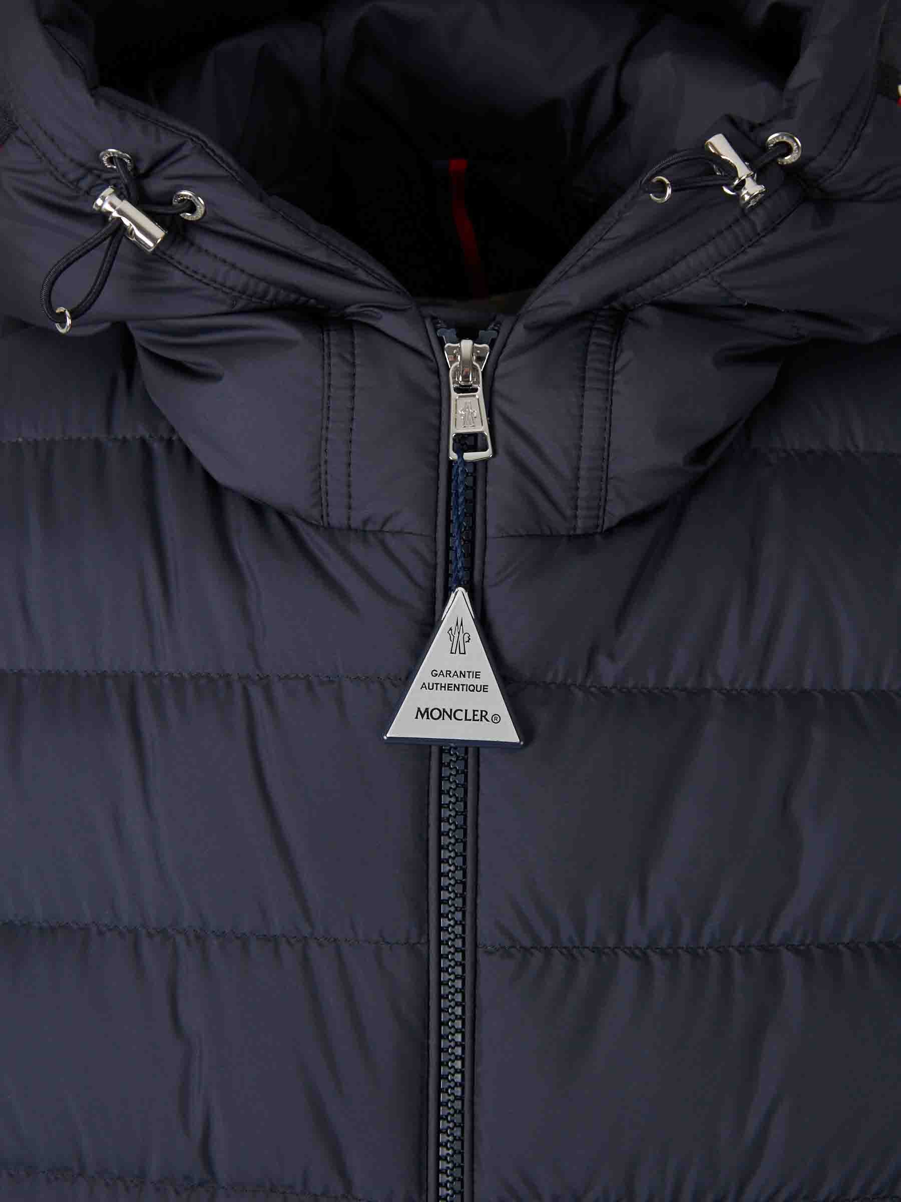 Short Vermeille Down Jacket Moncler – Гарантія оригінальності – збільшений вид