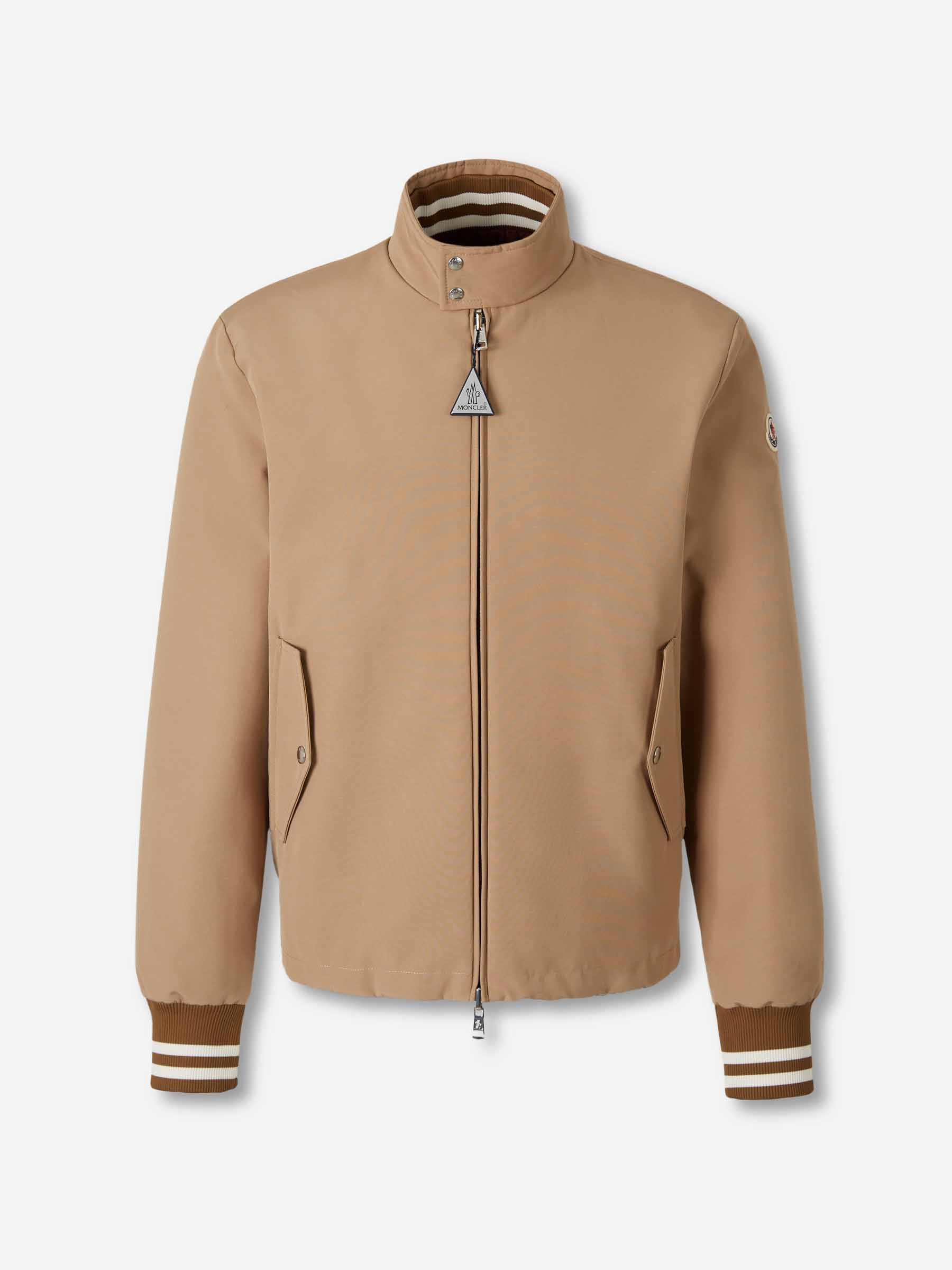 Short Down Jacket Prieure Moncler оригінал – Купити в Україні – боковий вид