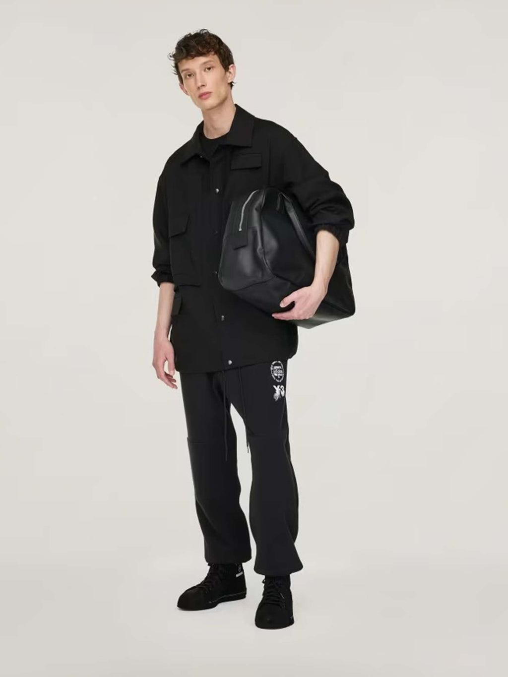 Chaqueta Uniform Coach Adidas – Гарантія оригінальності – вид ззаду