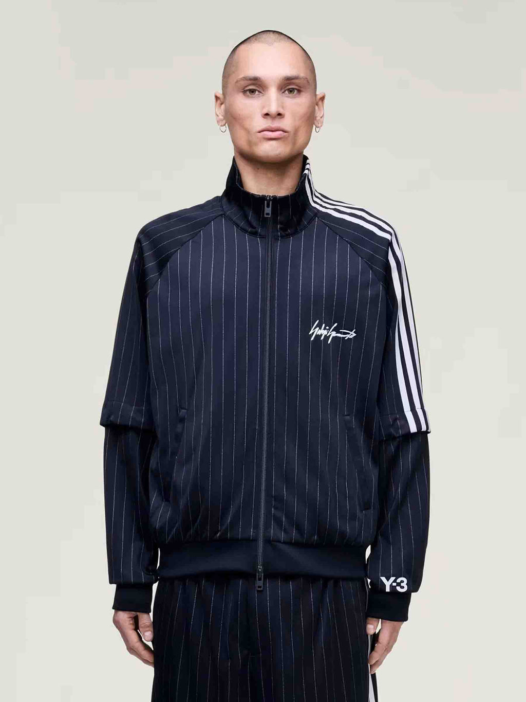Adidas Outerwear оригінал | Швидка доставка Україна – вид ззаду