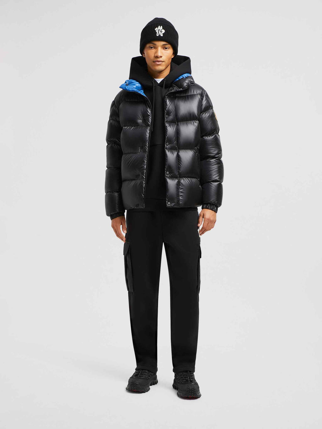 Moncler Bottoms оригінал | Швидка доставка Україна – вид ззаду