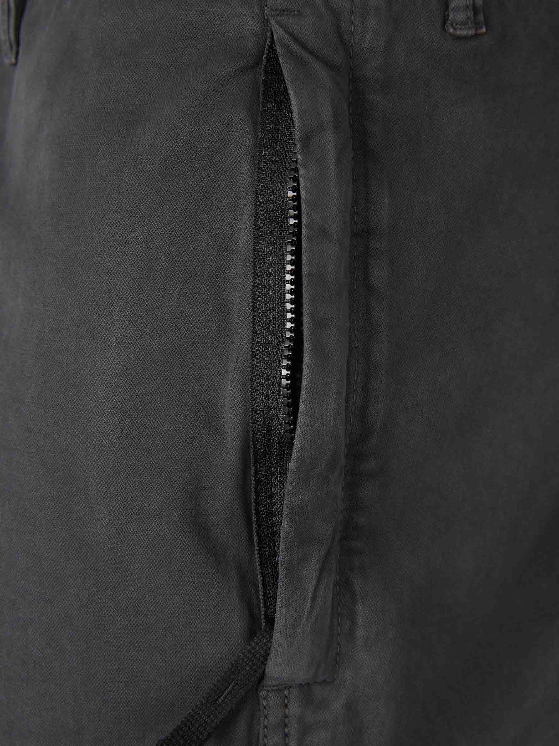 Compass Label Trousers Stone island – Гарантія оригінальності – збільшений вид