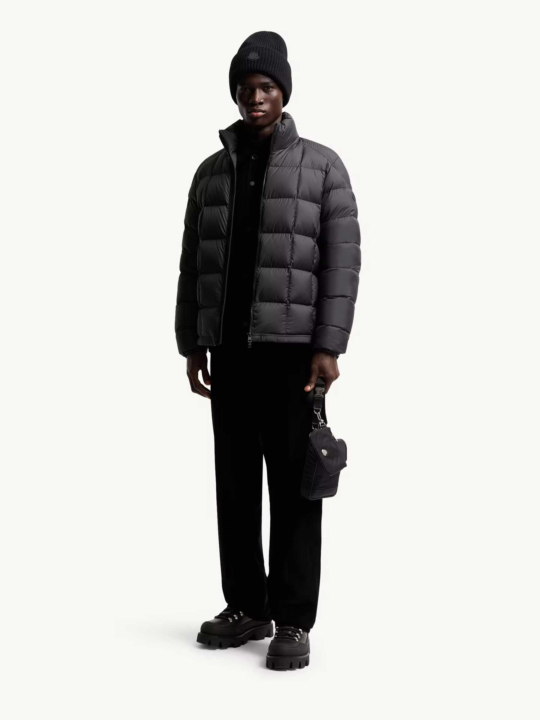 Оригінальна Corduroy Pants Moncler – вид ззаду