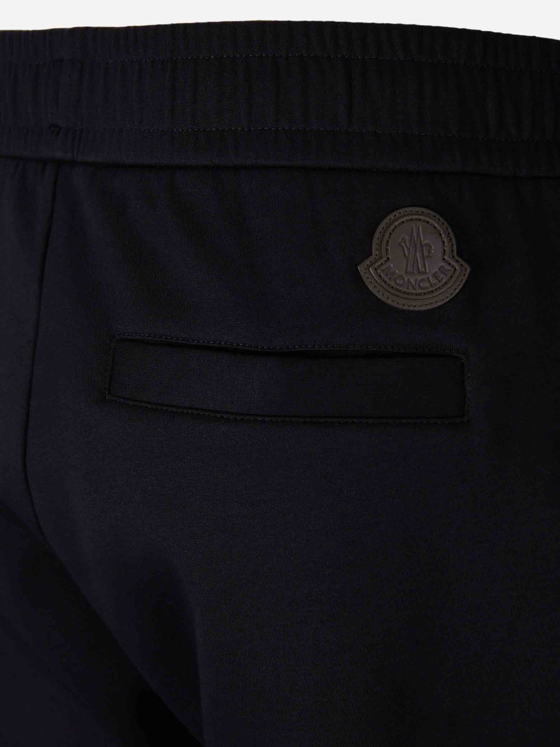 Joggers Straight Logo Moncler оригінал – Купити в Україні – збільшений вид
