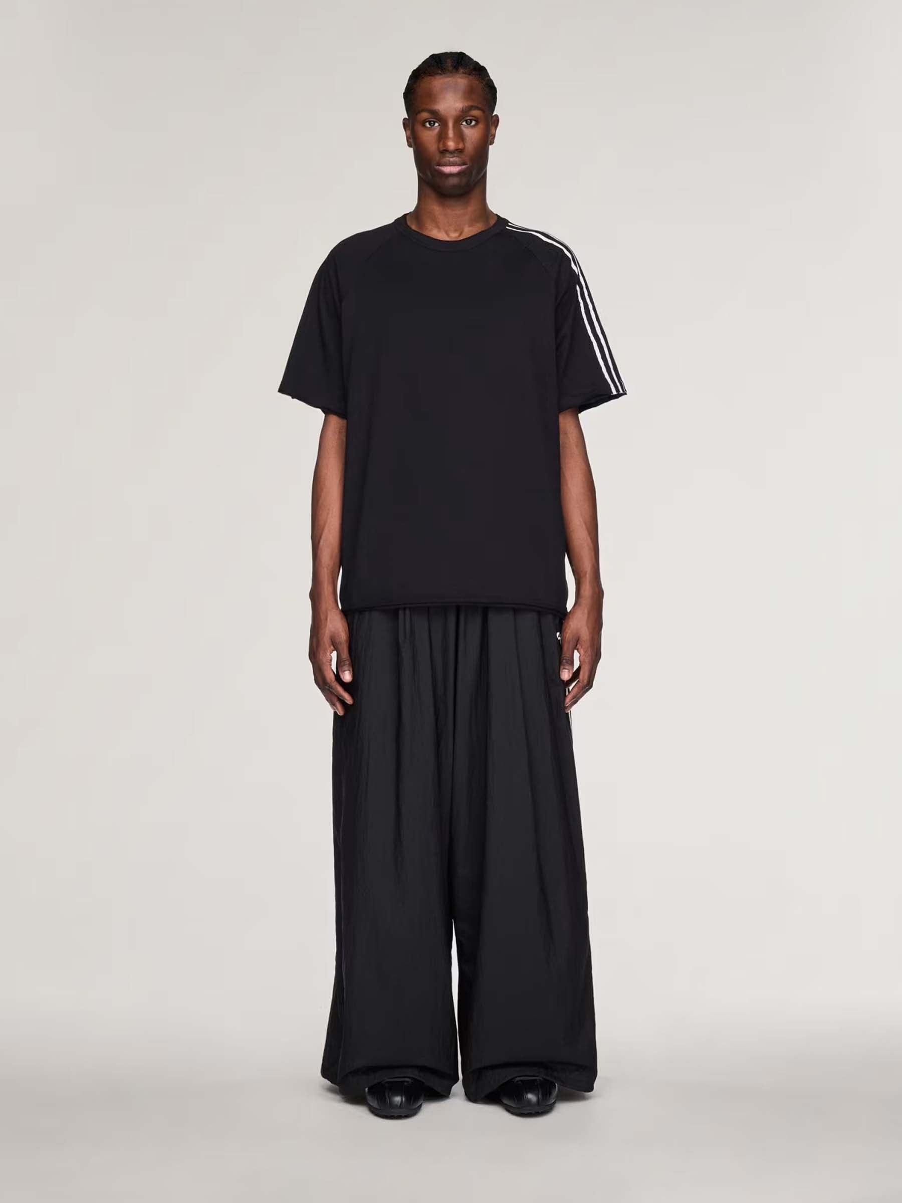Оригінальна 3-Stripe Casual Pants Adidas – вид ззаду - ADIDAS