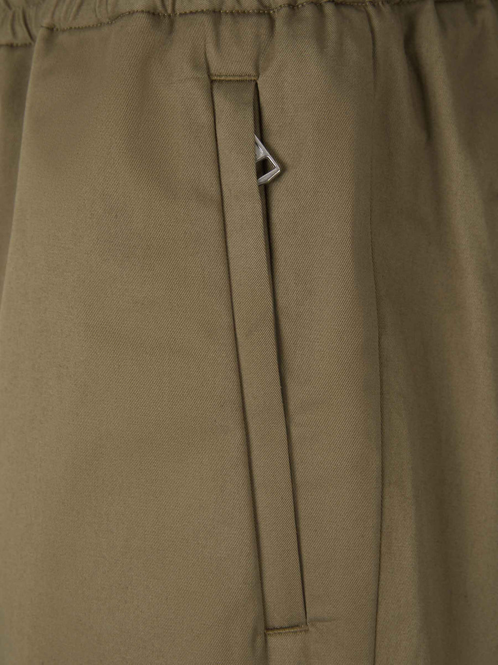 Оригінальна Side Slit Bermuda Shorts Moncler – збільшений вид