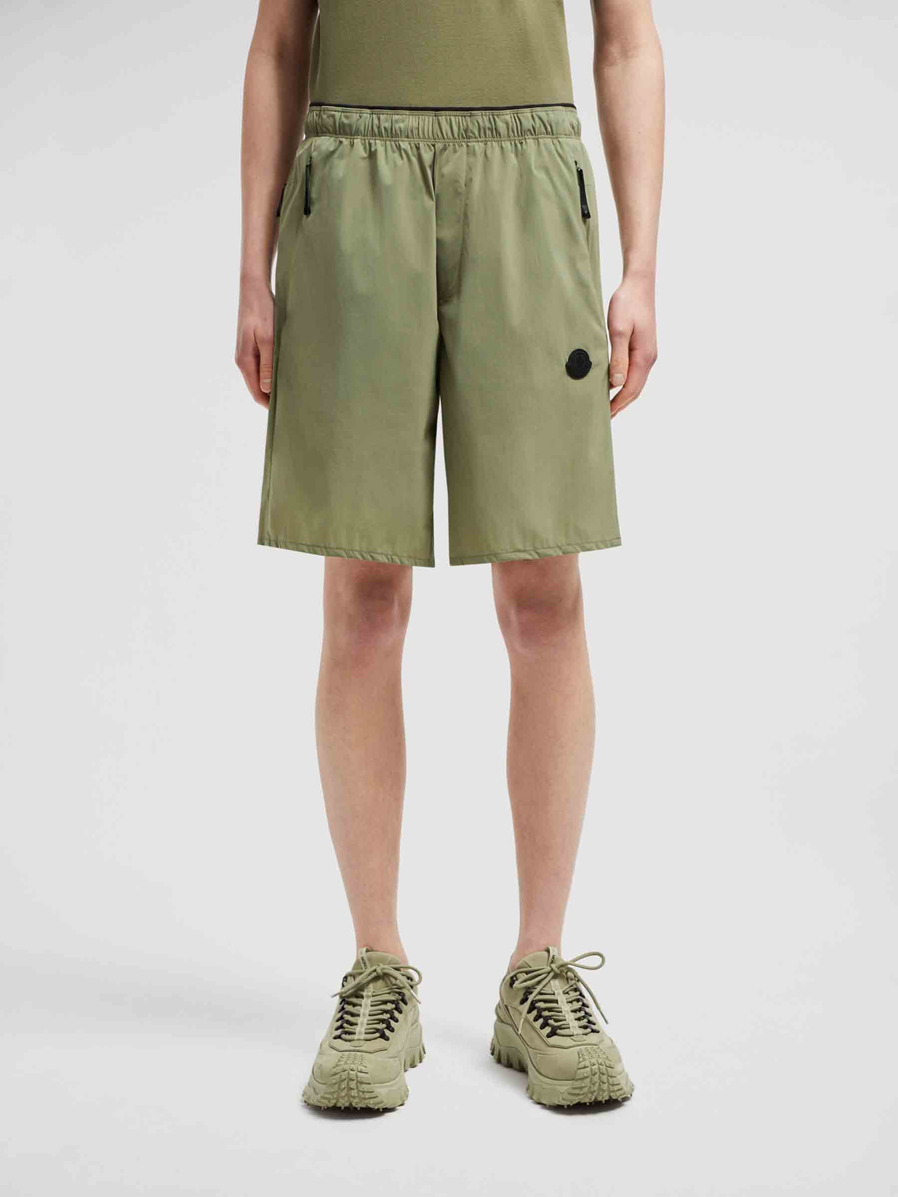 Bermuda Patch Logo Moncler оригінал – Купити в Україні – детальний вид