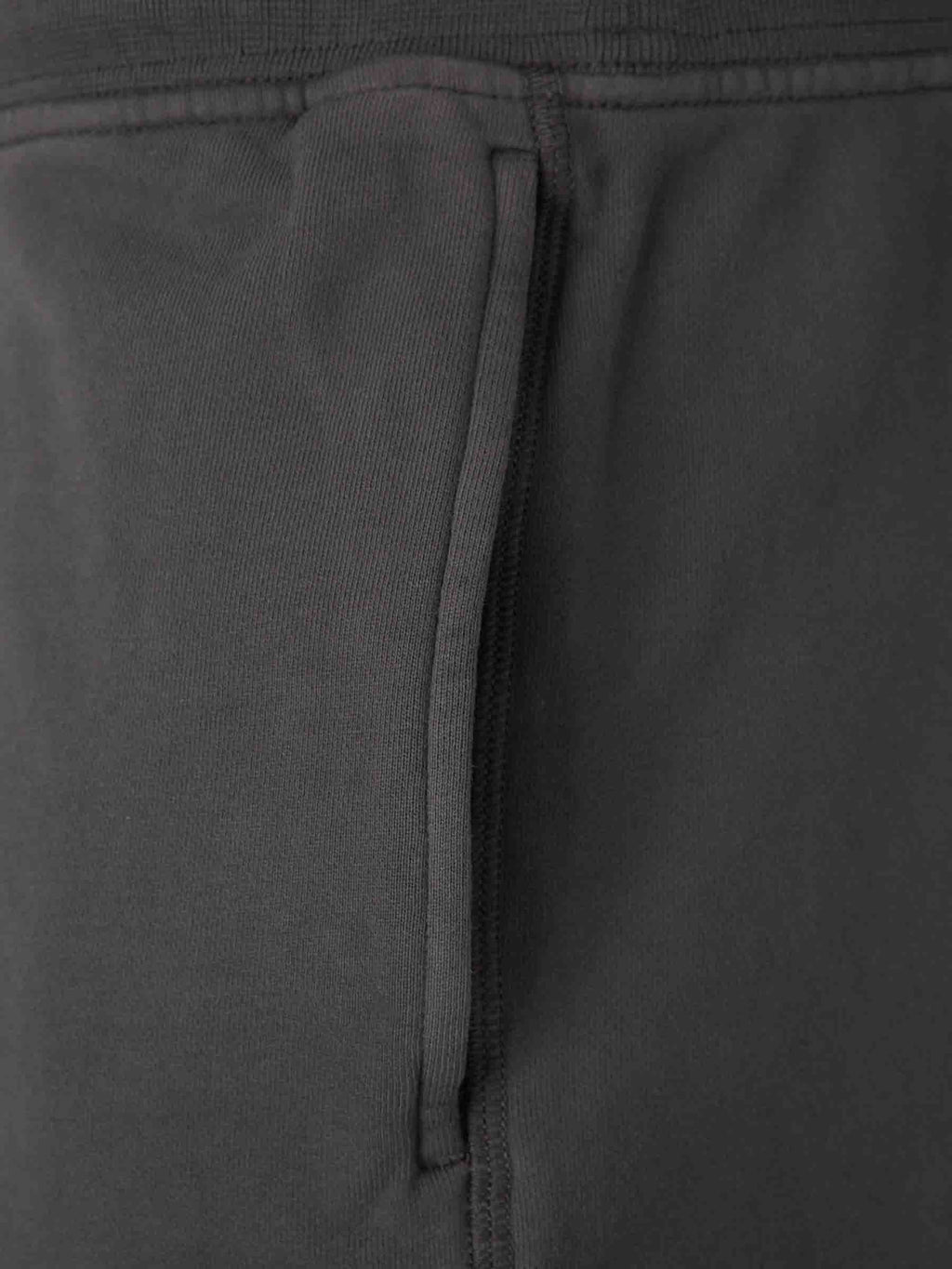 Bermuda Logo Cotton Stone island – Гарантія оригінальності – збільшений вид