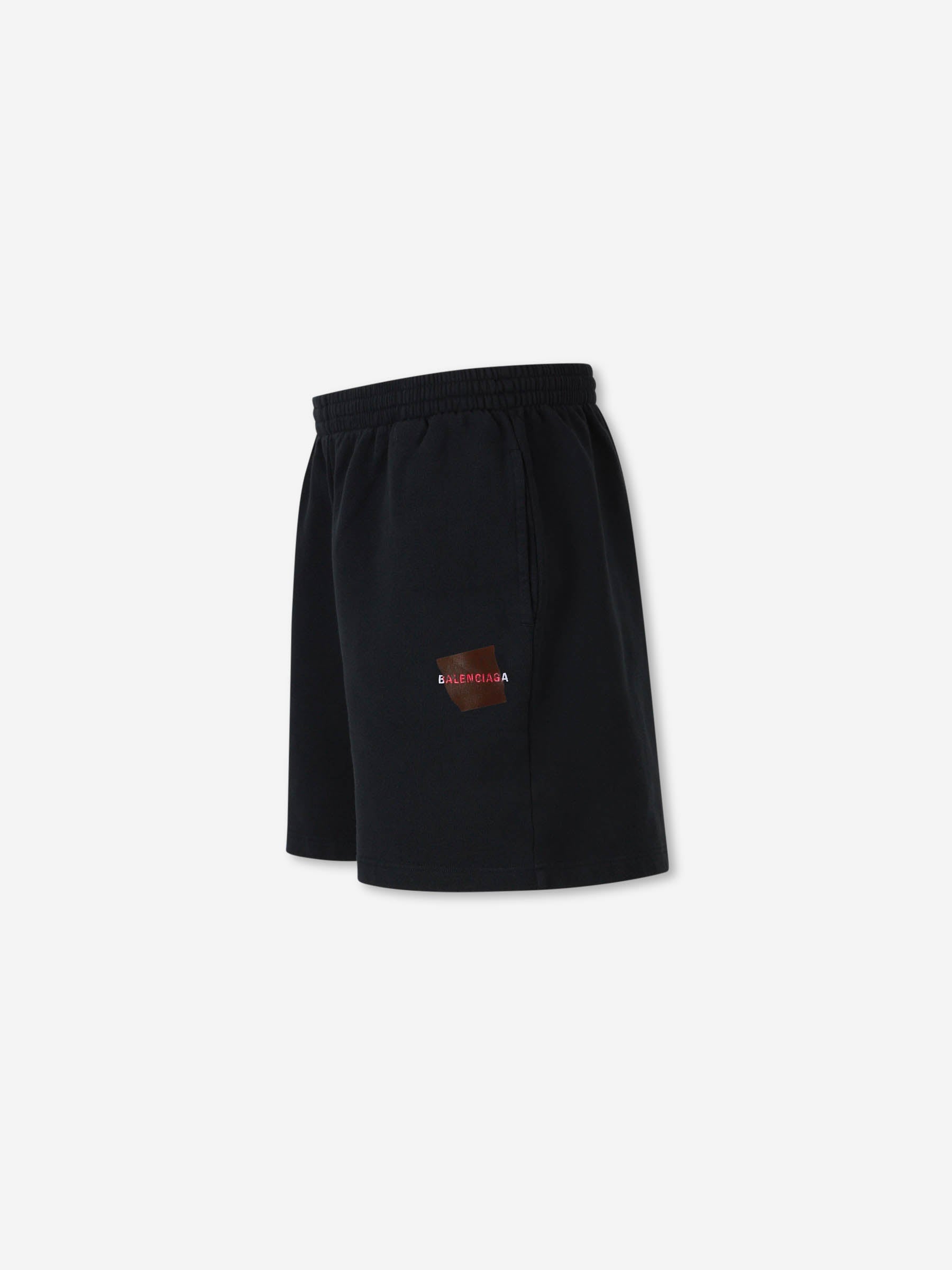 Оригінальна Bermuda Terry Taped Balenciaga – вид ззаду