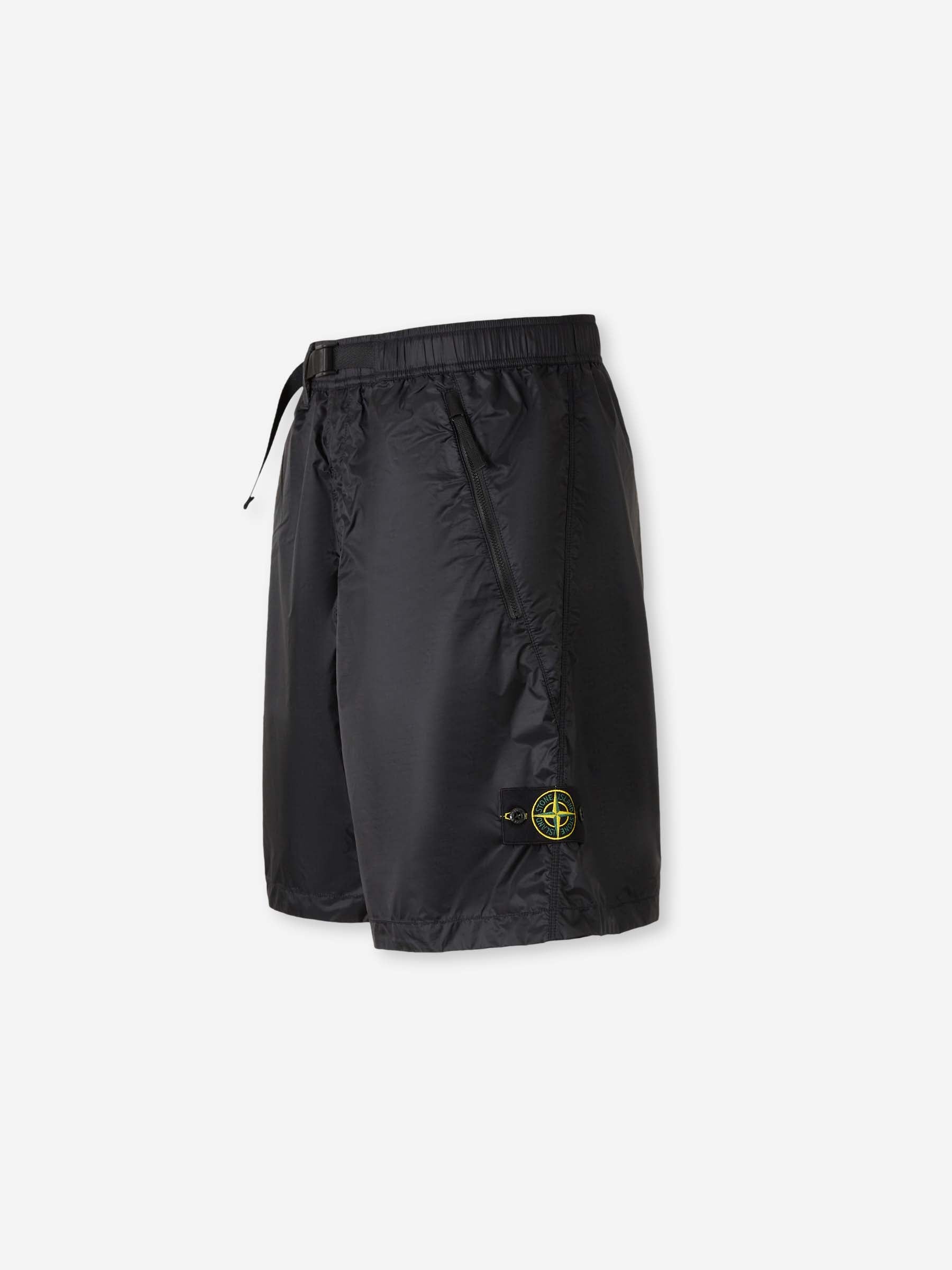 Оригінальна Wide Technical Bermuda Shorts Stone island – вид ззаду