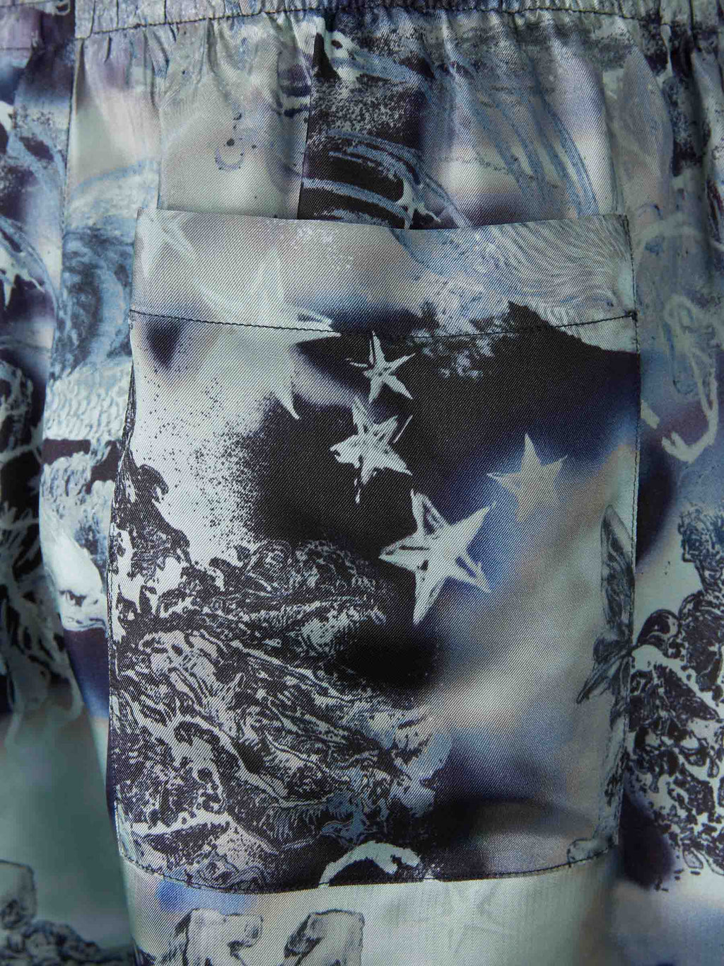 Оригінальна Printed Casual Bermuda Shorts Off-white – збільшений вид