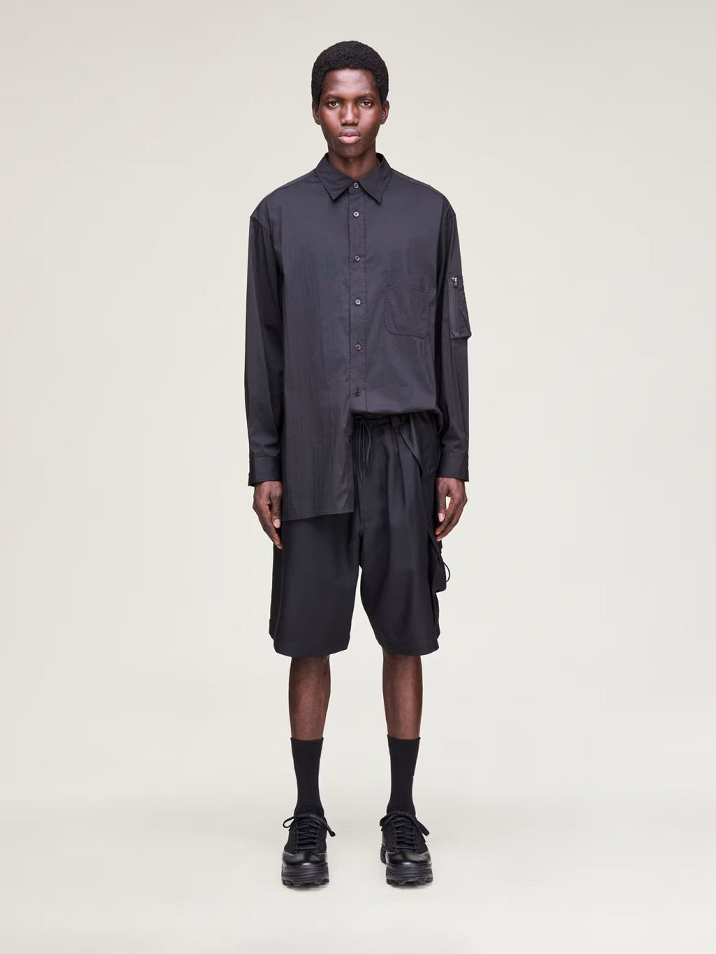 Cargo Bermuda Shorts Adidas оригінал – Купити в Україні – вид ззаду