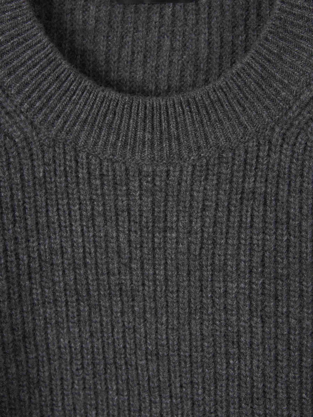 Wool Knitted Sweater Balenciaga – Гарантія оригінальності – детальний вид