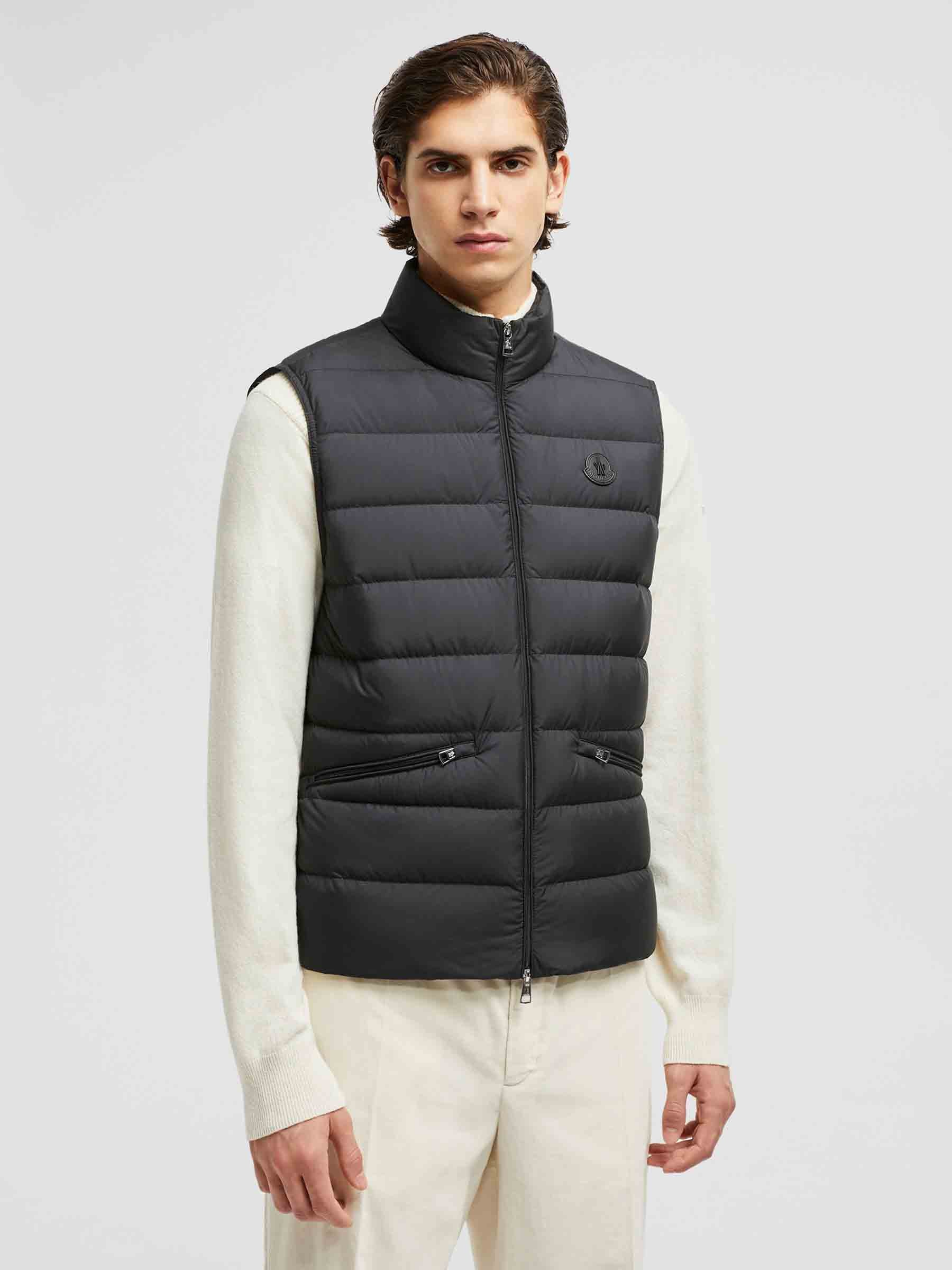 Moncler Outerwear оригінал | Швидка доставка Україна – вид ззаду