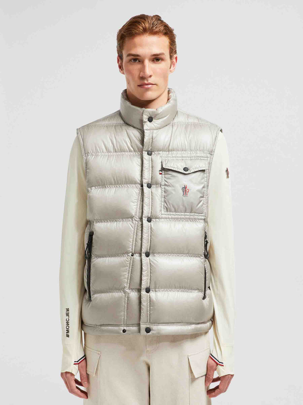 Оригінальна Quilted Vest Buttons Moncler – вид ззаду