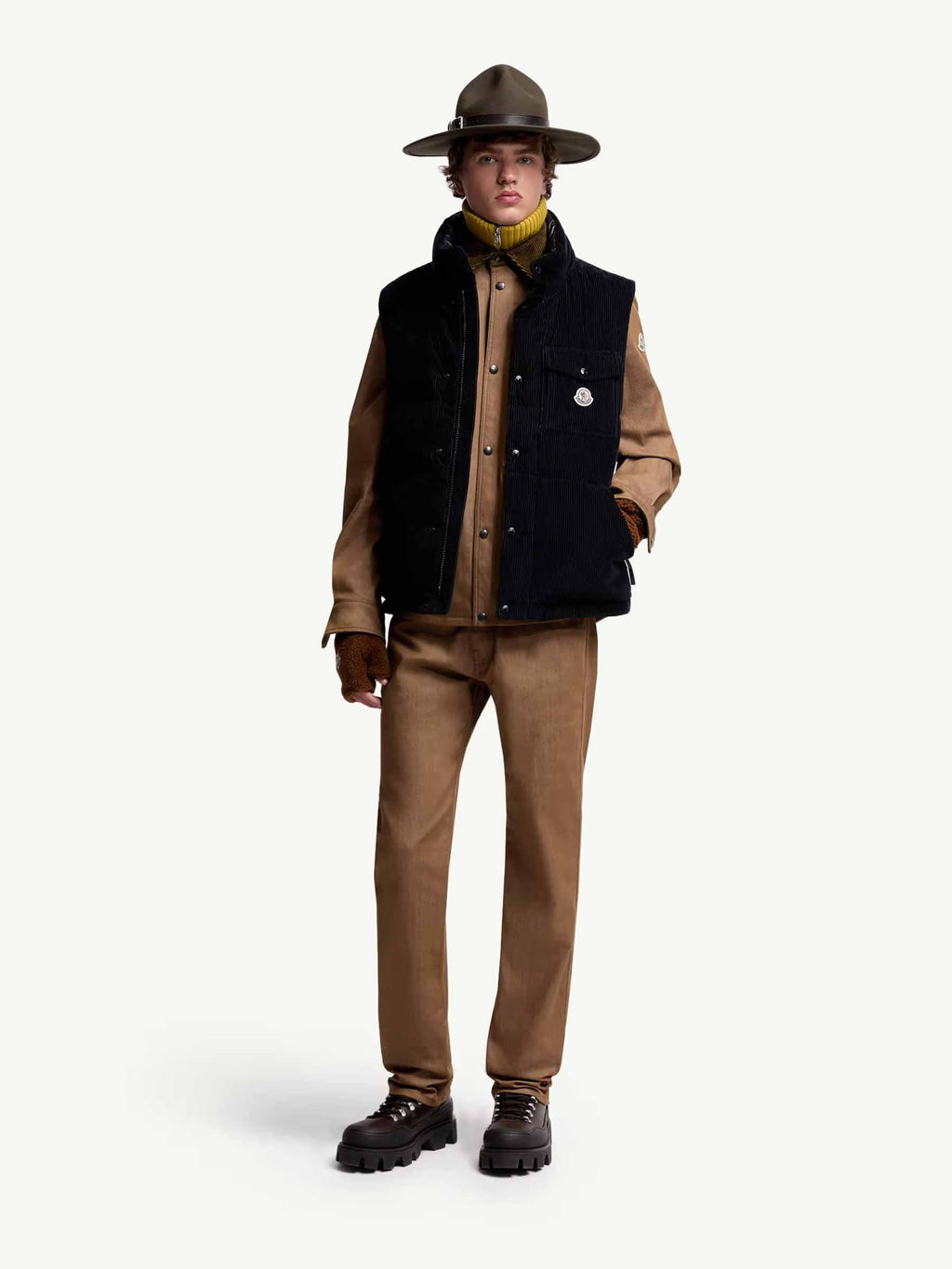 Corduroy Vest Agen Moncler – Гарантія оригінальності – вид ззаду