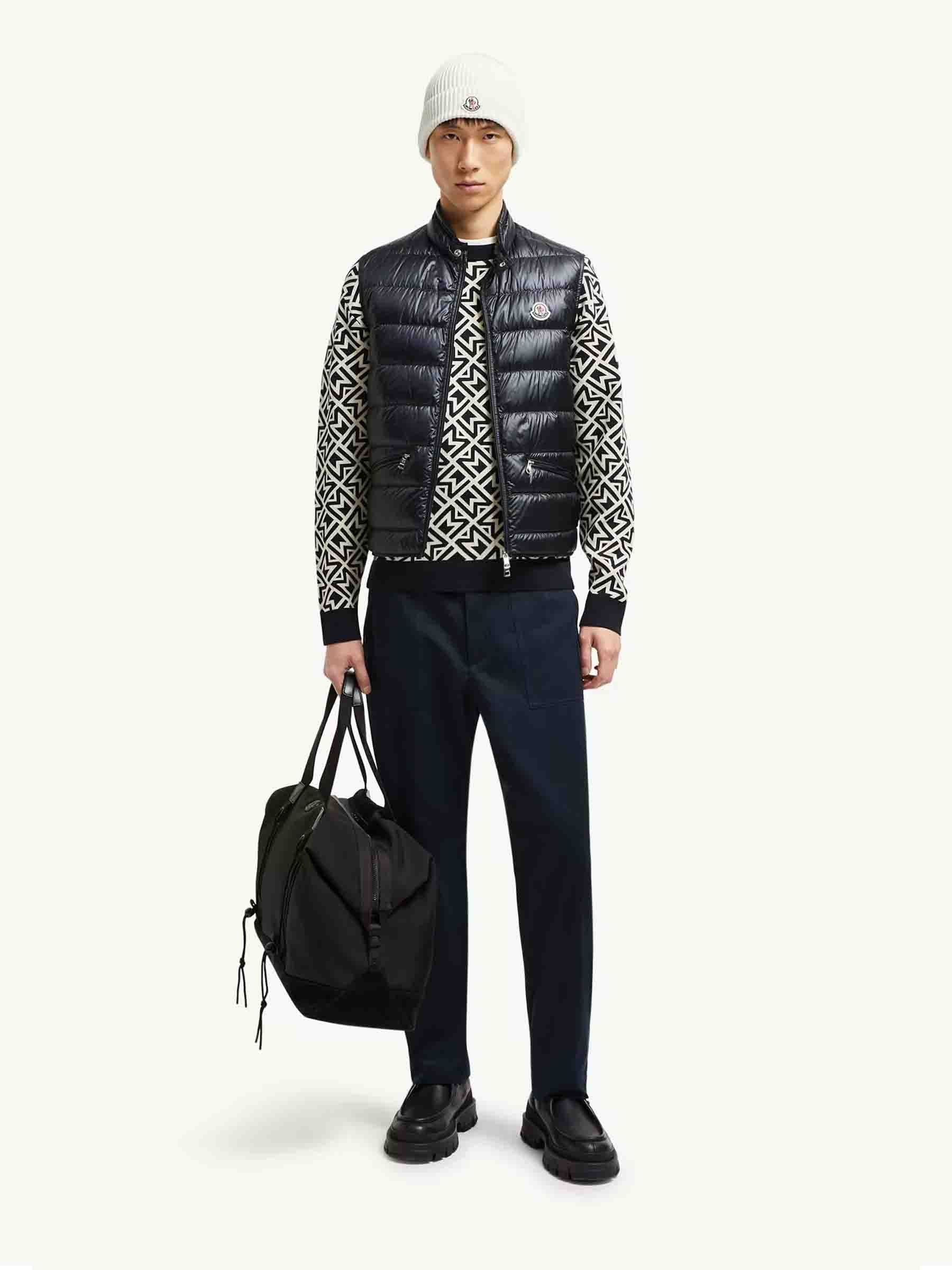 Оригінальна Gui Down Vest Moncler – вид ззаду