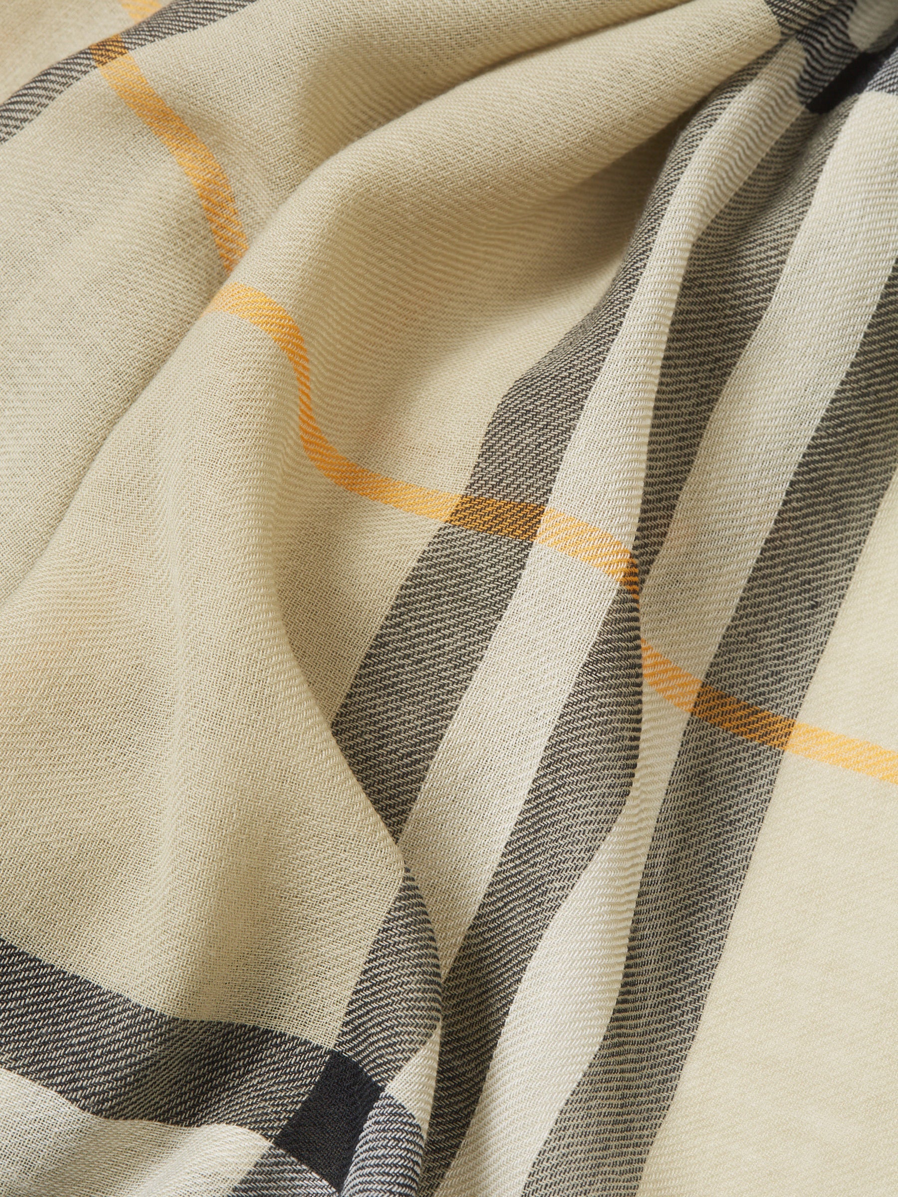 Tartan Motif Scarf Burberry – Гарантія оригінальності – детальний вид