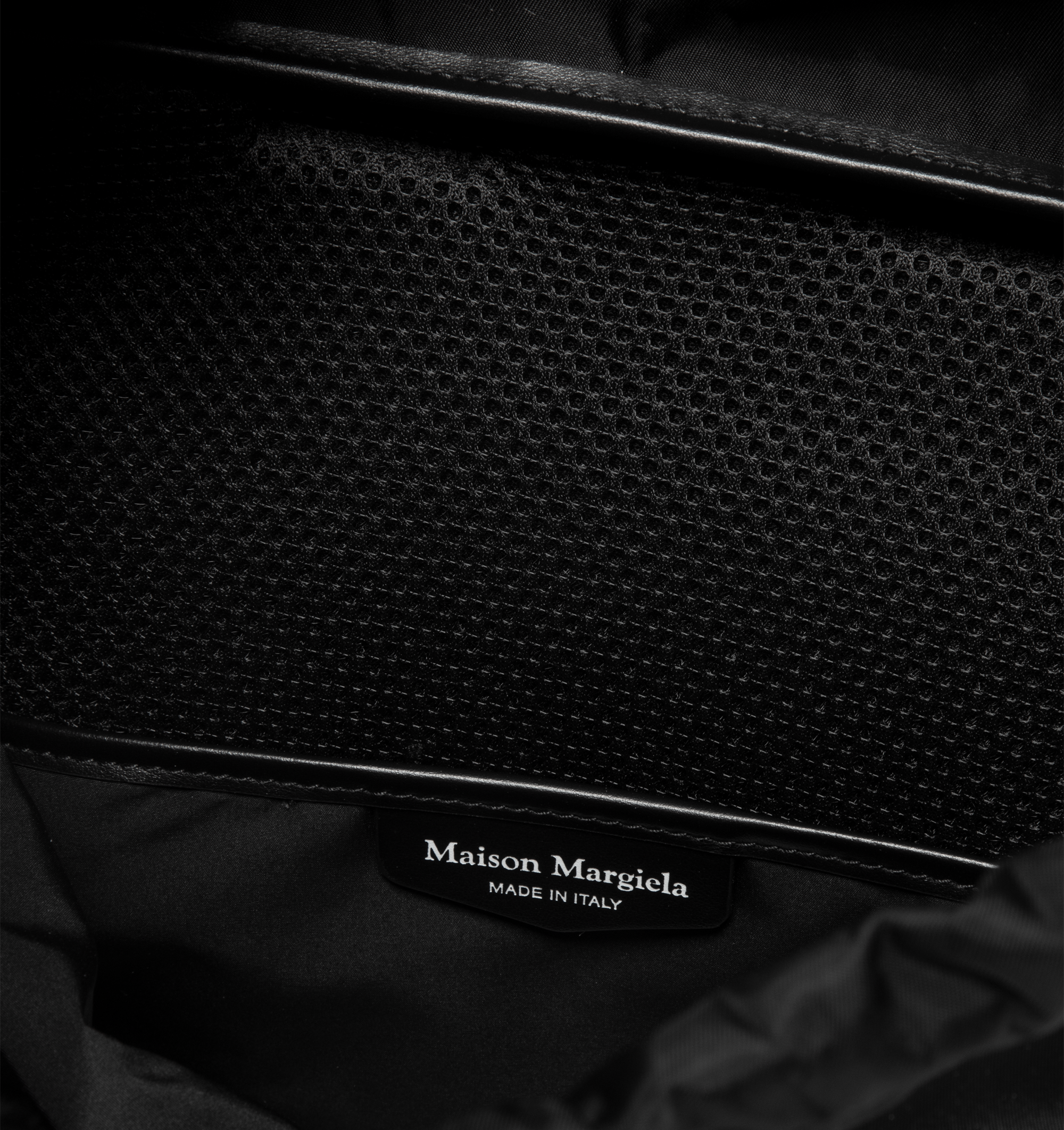 Оригінальна High Tech Medium Backpack Maison margiela – детальний вид