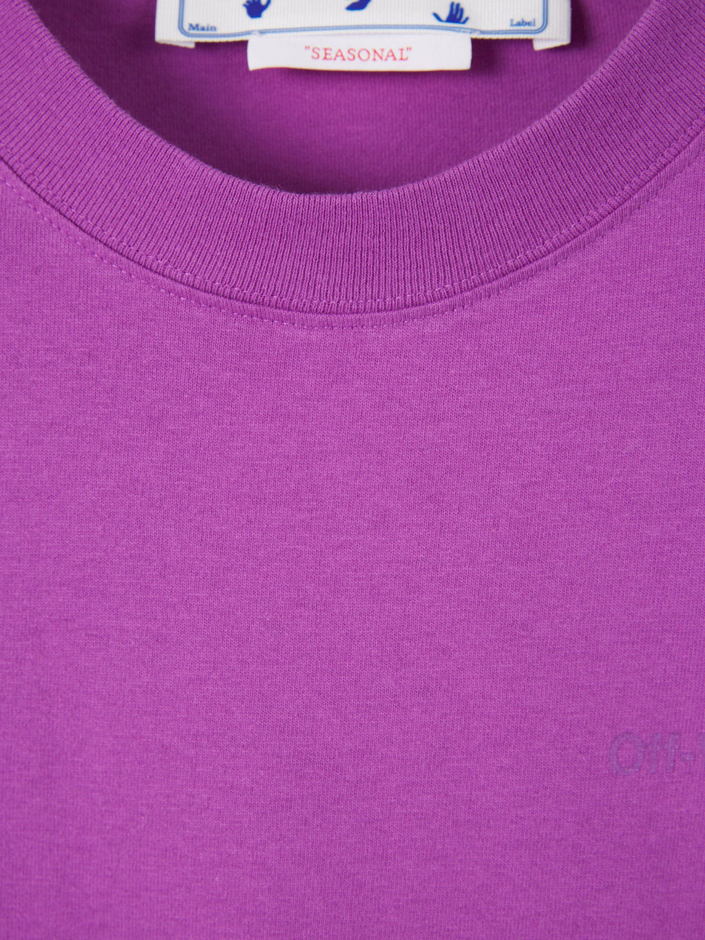 Оригінальна Camiseta Estampado Tonal Off-white – детальний вид