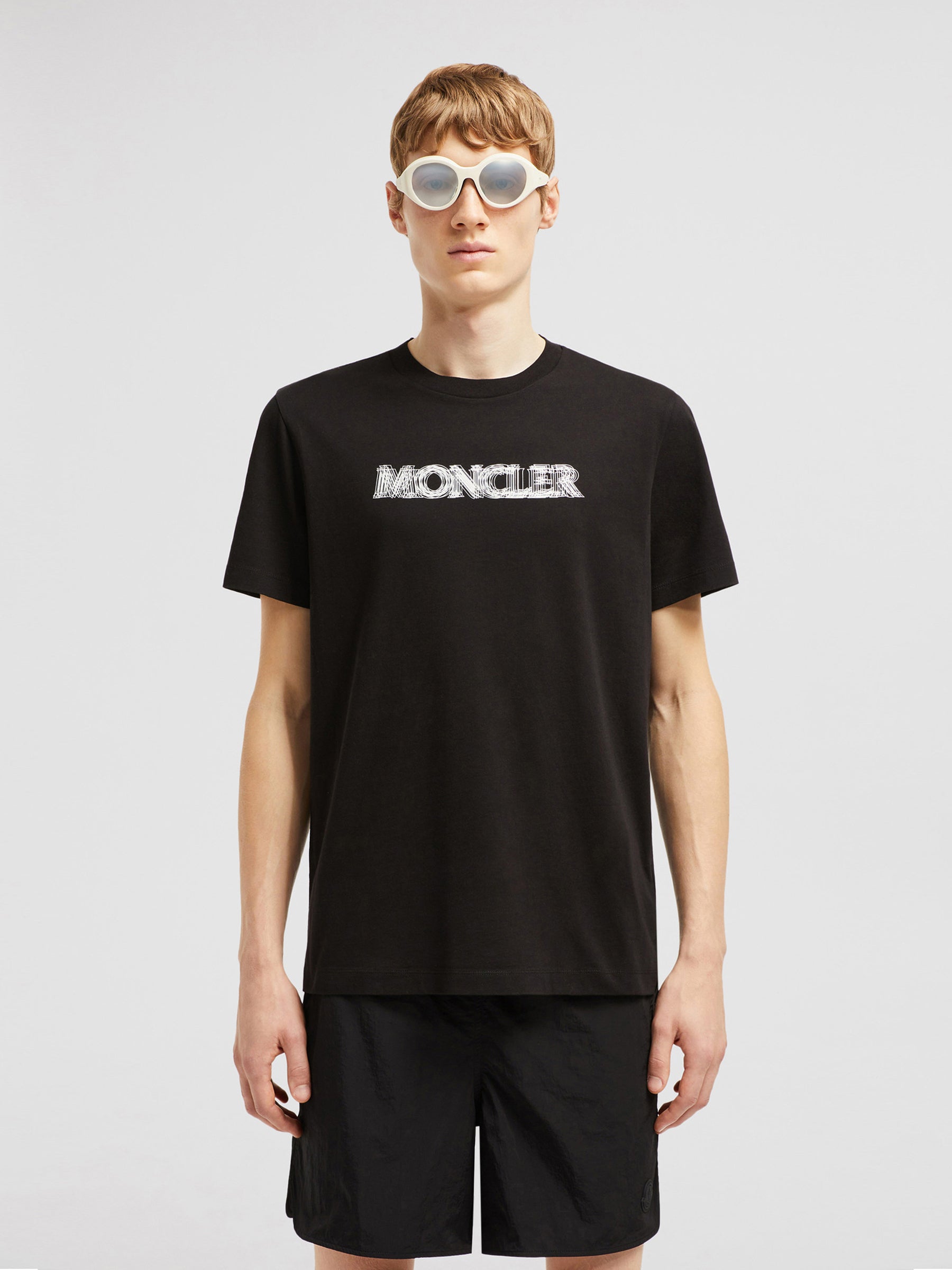 Moncler Tops оригінал | Швидка доставка Україна – вид ззаду