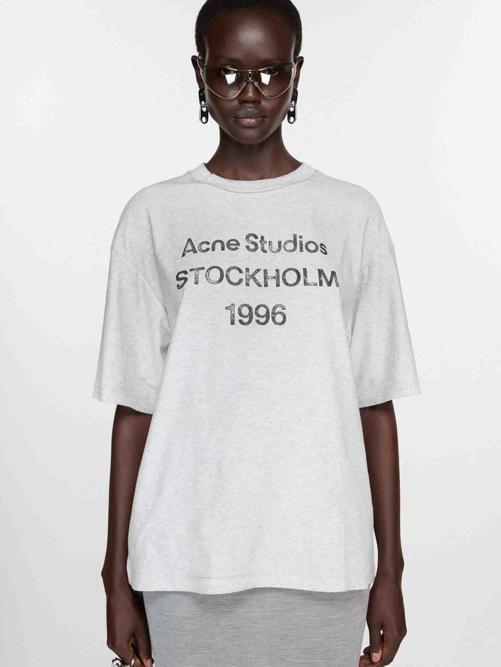 Оригінальна Cotton Logo T-Shirt Acne studios – боковий вид