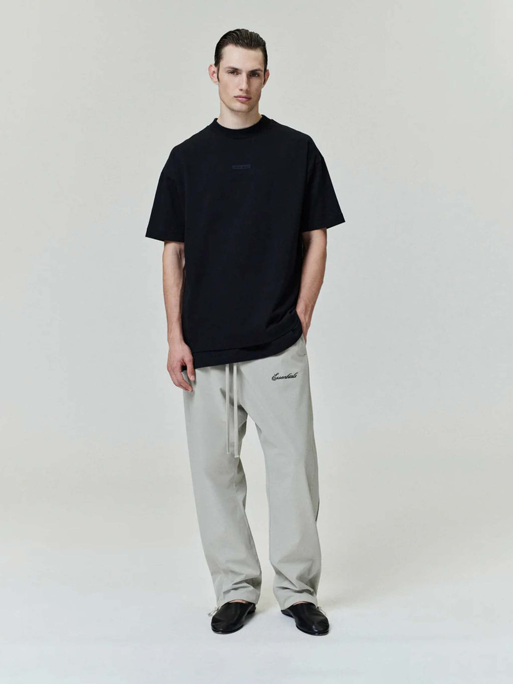 Round Neck T-Shirt Fear of god – Гарантія оригінальності – вид ззаду