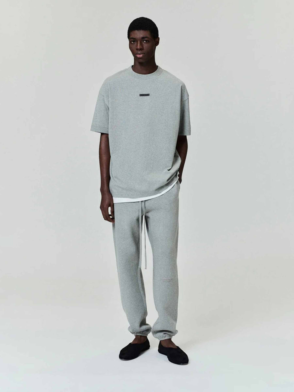 Round Neck T-Shirt Fear of god – Гарантія оригінальності – вид ззаду