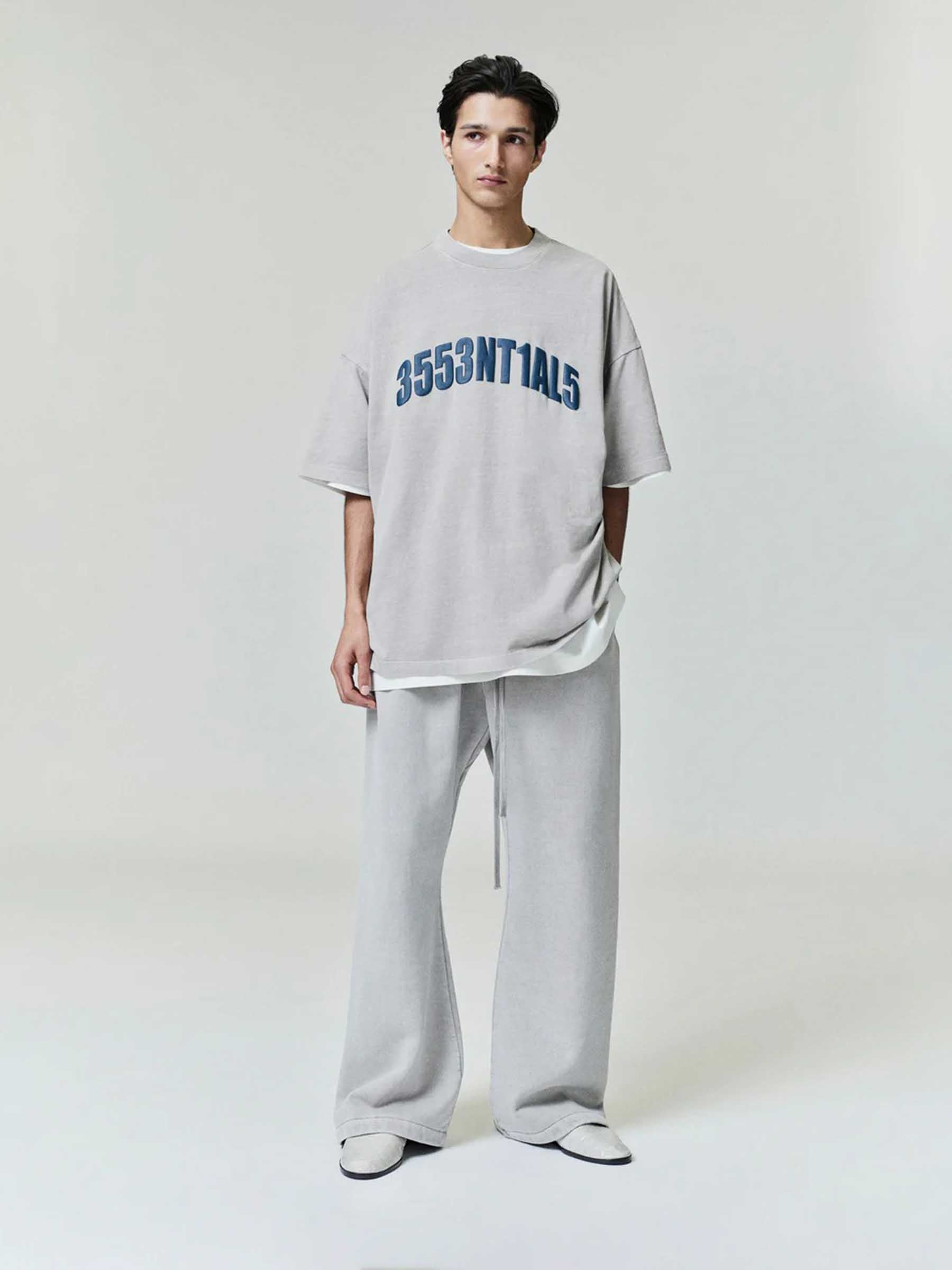 Round Neck T-Shirt Fear of god – Гарантія оригінальності – вид ззаду