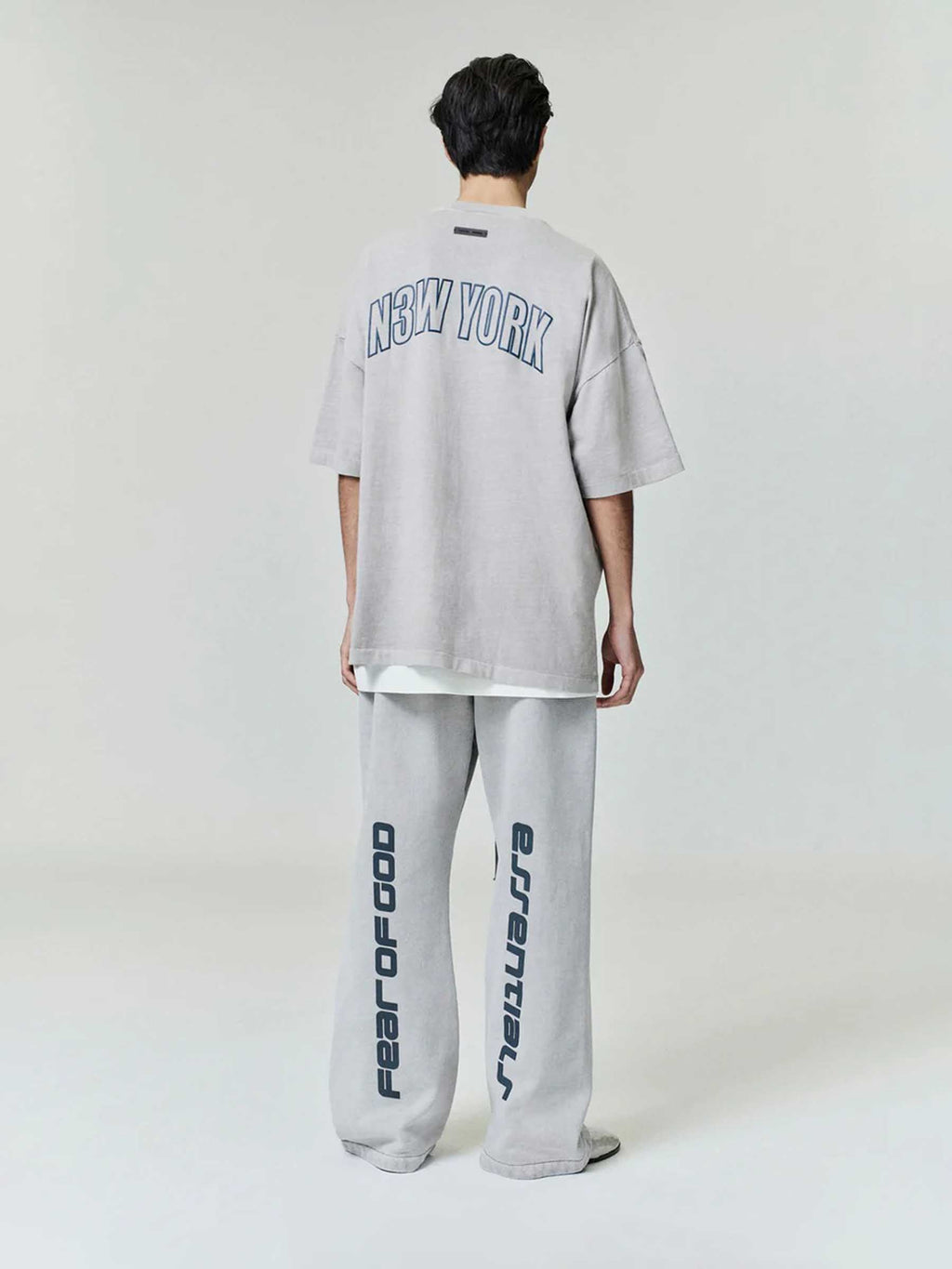 Round Neck T-Shirt Fear of god – Гарантія оригінальності – збільшений вид