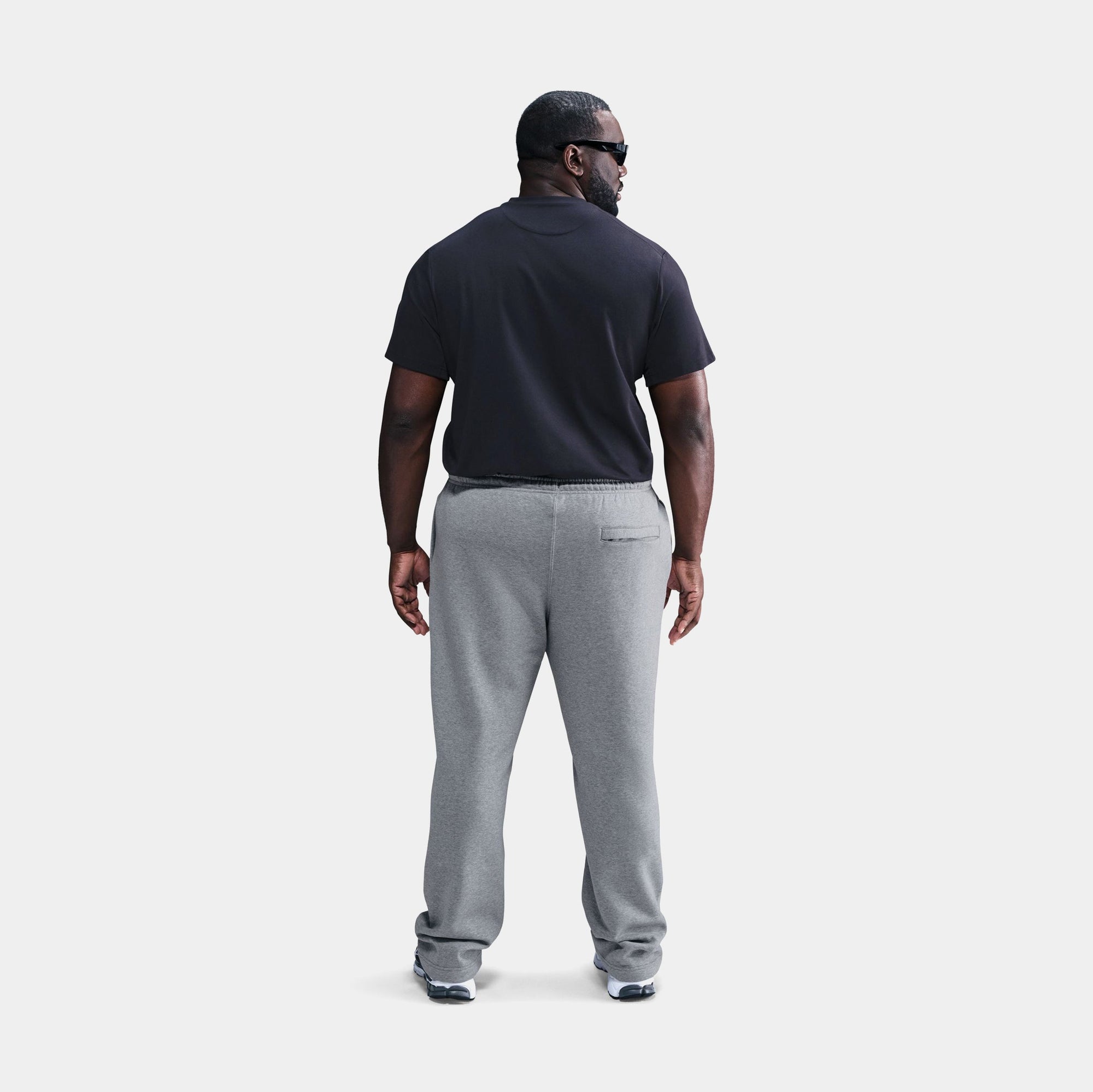 Club Open Hem Fleece Mens Pants Nike оригінал – Купити в Україні – вид ззаду