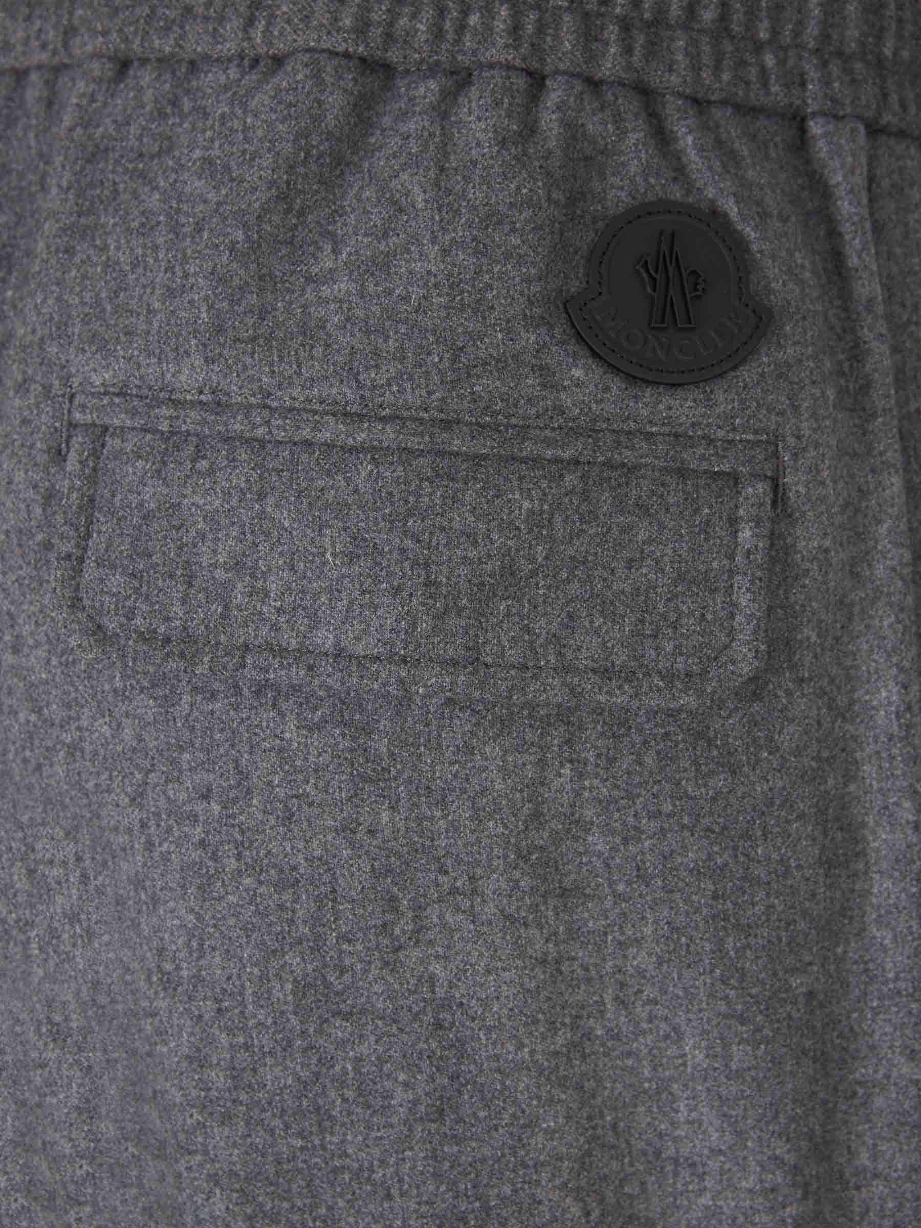 Logo Wool Joggers Moncler оригінал – Купити в Україні – збільшений вид - MONCLER