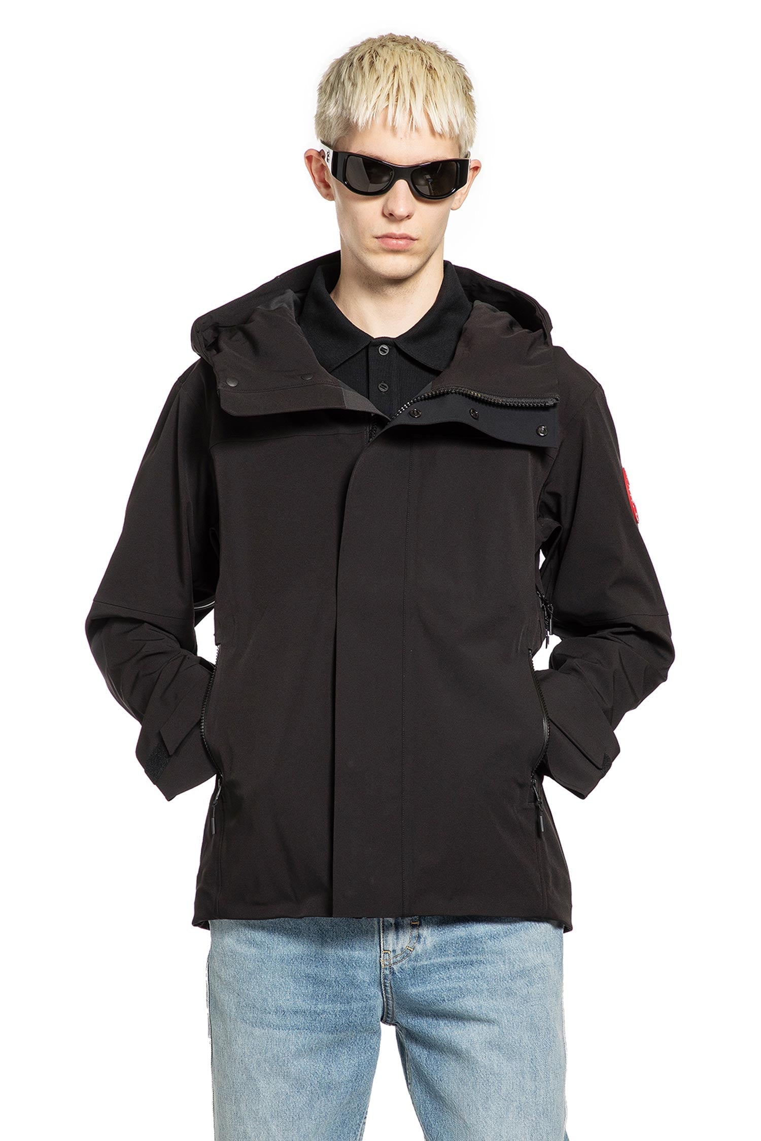 Canada goose Outerwear оригінал | Швидка доставка Україна – боковий вид