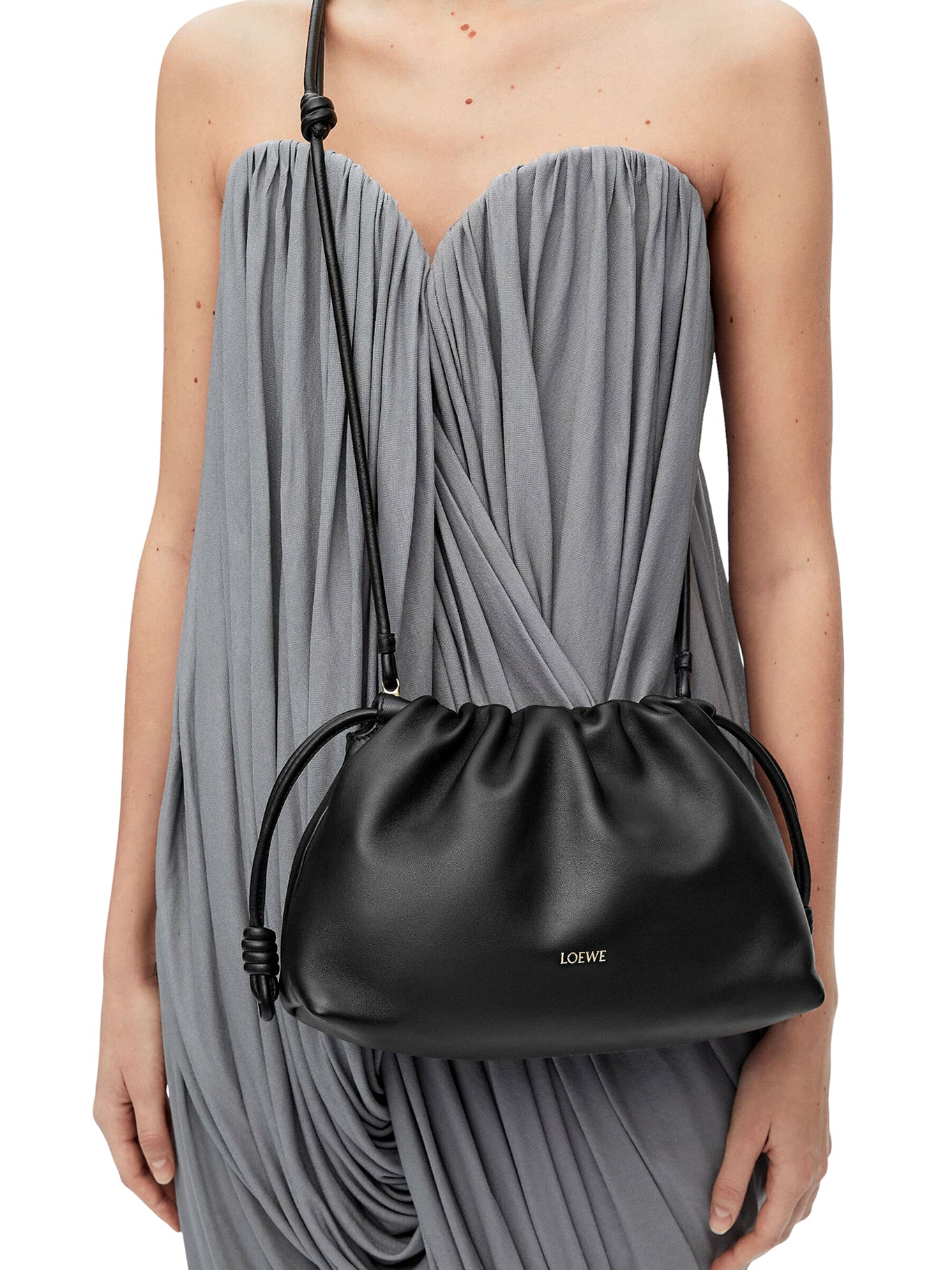 Flamenco Medium Bag In Lambskin Nappa Loewe – Гарантія оригінальності – збільшений вид