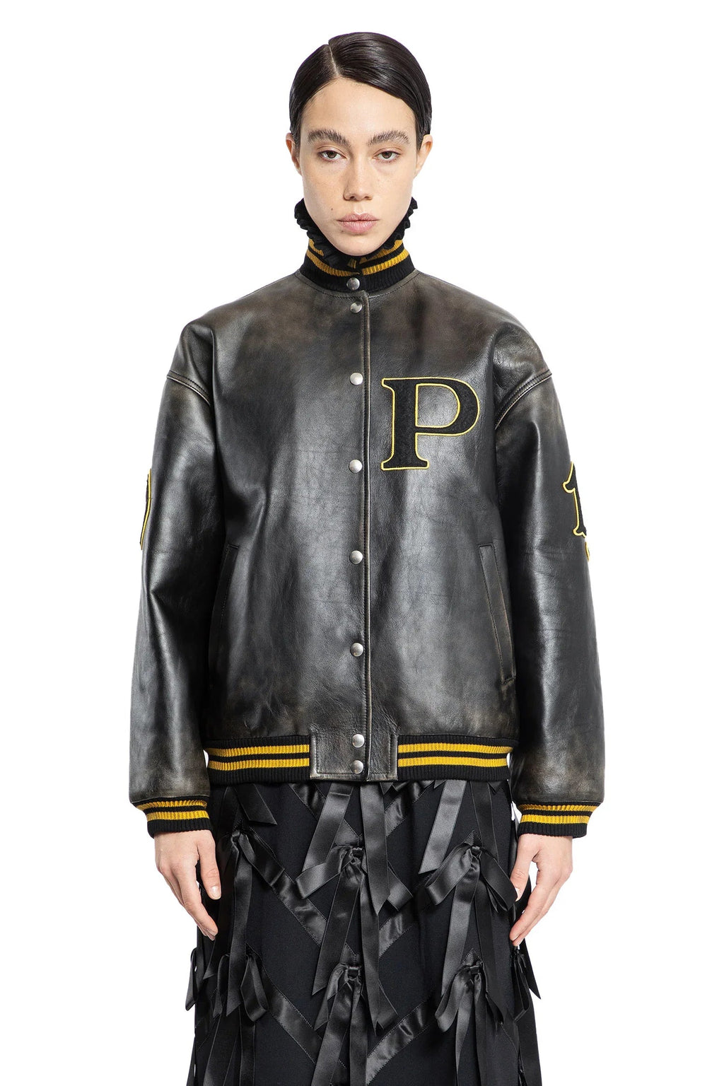 Prada Outerwear оригінал | Швидка доставка Україна – вид ззаду