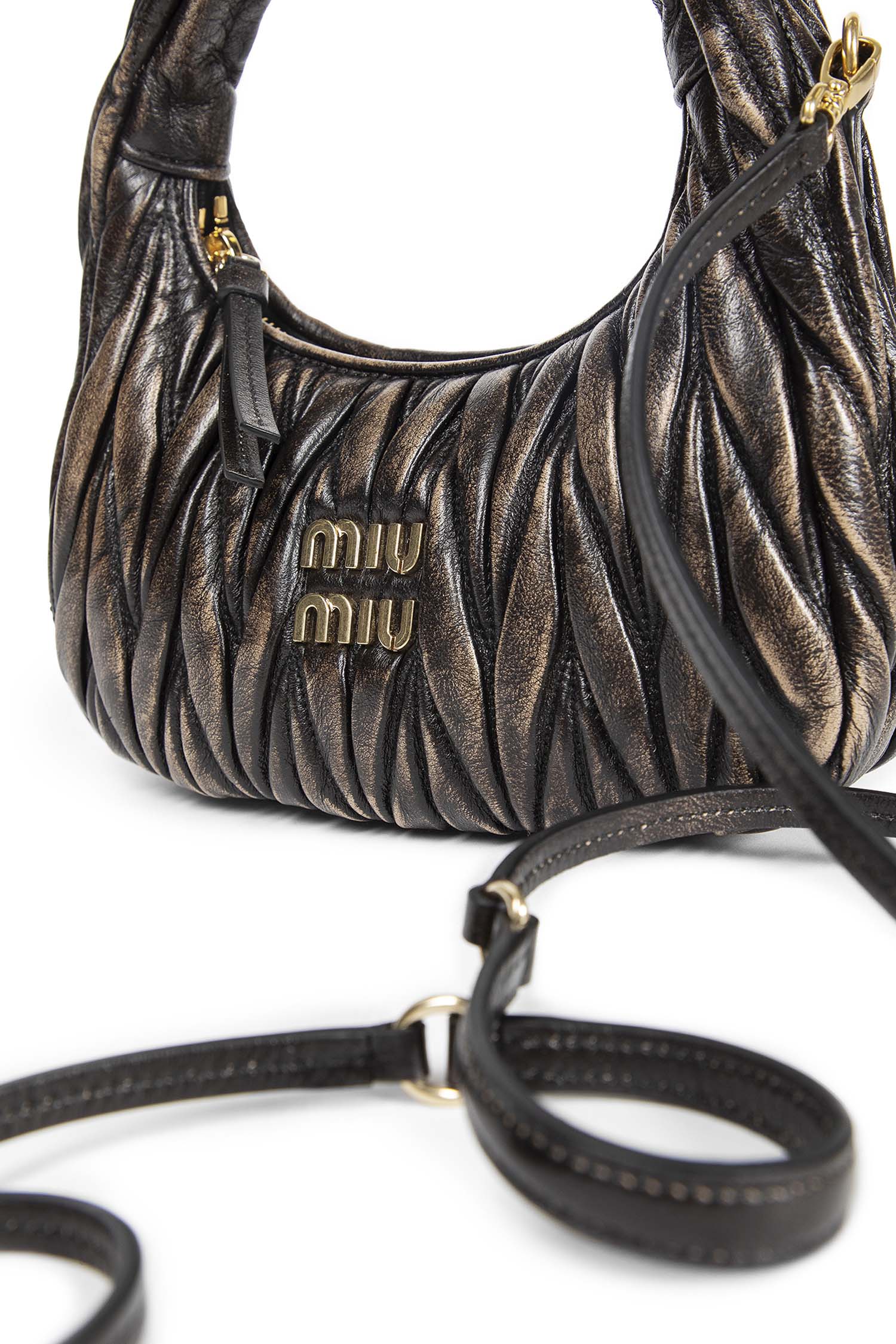 Оригінальна Wander Matelassé Nappa Bag Miu miu – збільшений вид